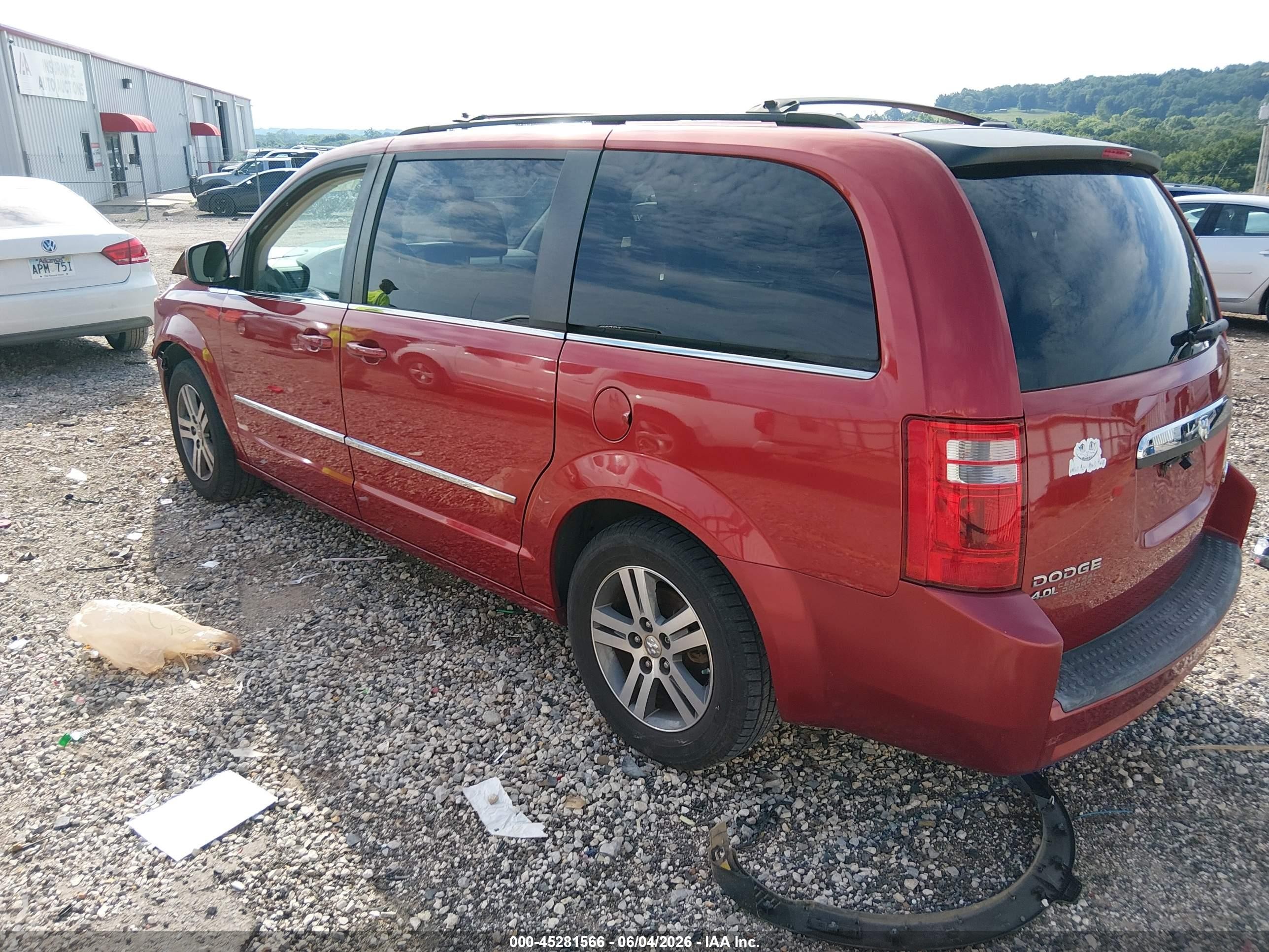2010 Dodge Grand Caravan Sxt Red vin: 2D4RN5DX5AR124465