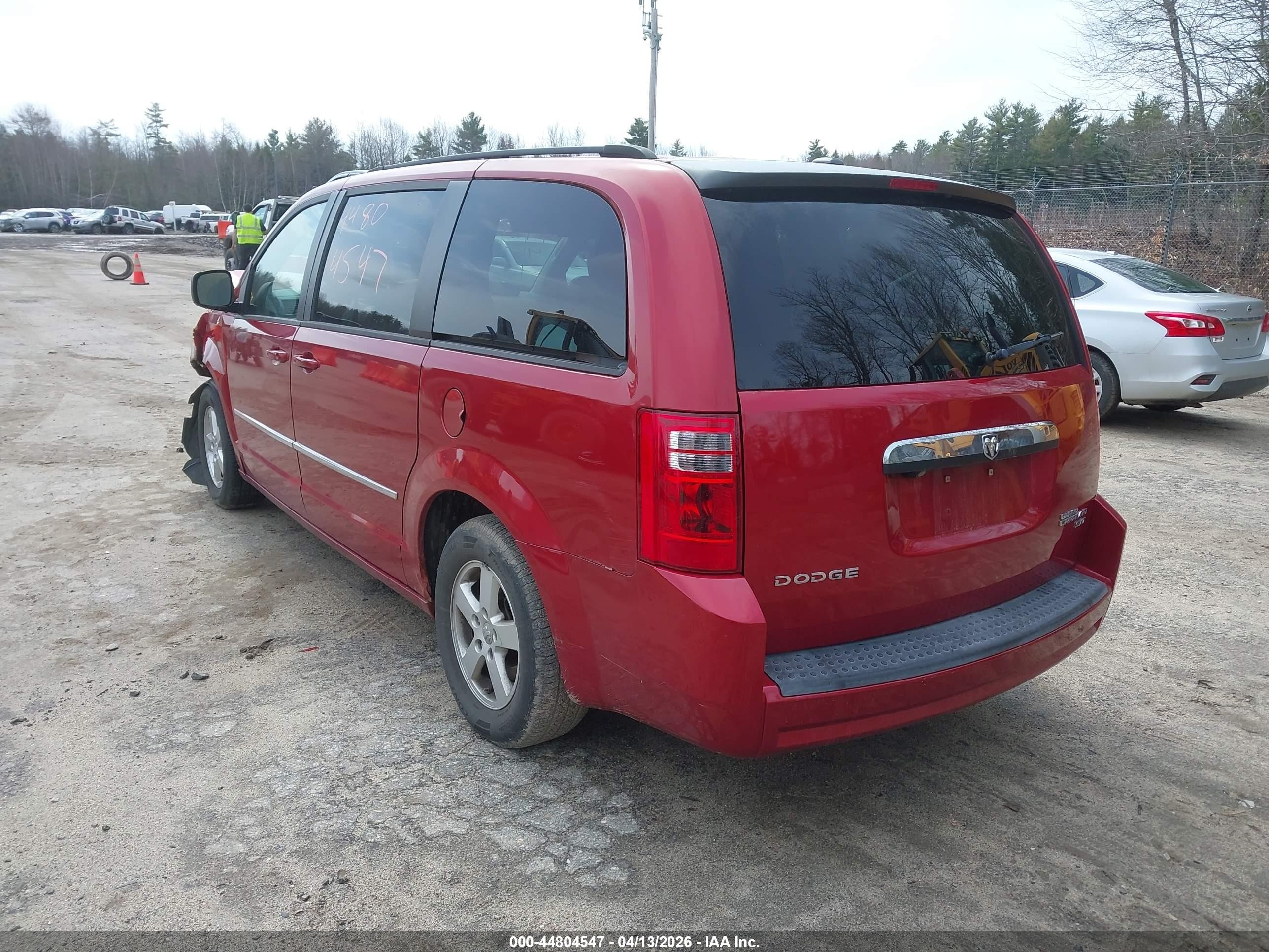 2010 Dodge Grand Caravan Sxt Красный vin: 2D4RN5DX5AR126328