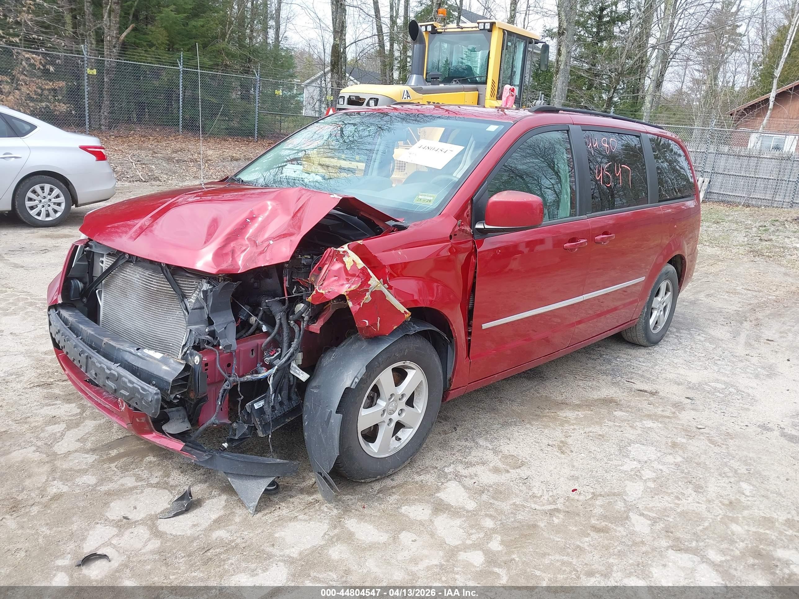 2010 Dodge Grand Caravan Sxt Красный vin: 2D4RN5DX5AR126328