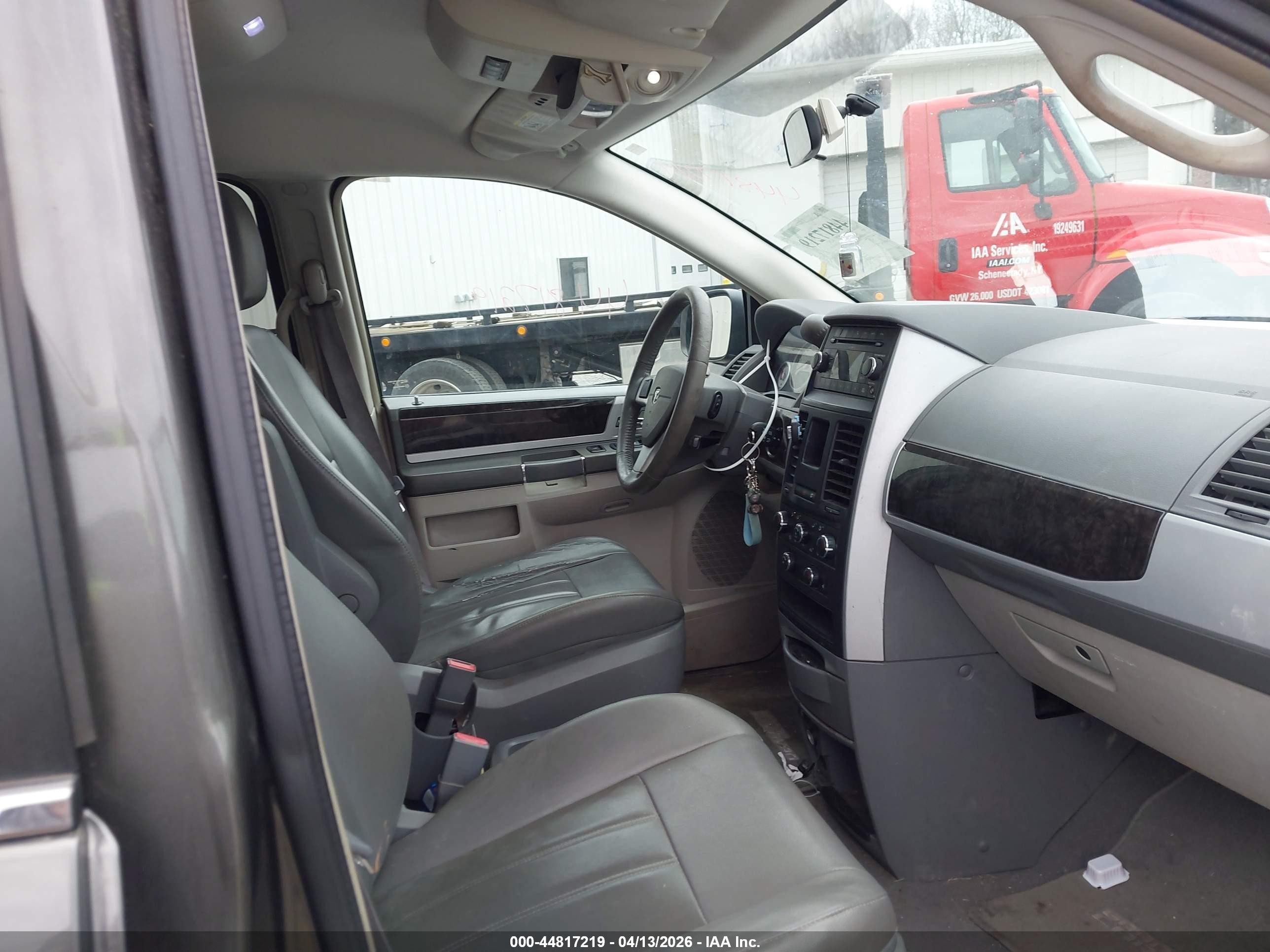2010 Dodge Grand Caravan Sxt Gray vin: 2D4RN5DX7AR302442