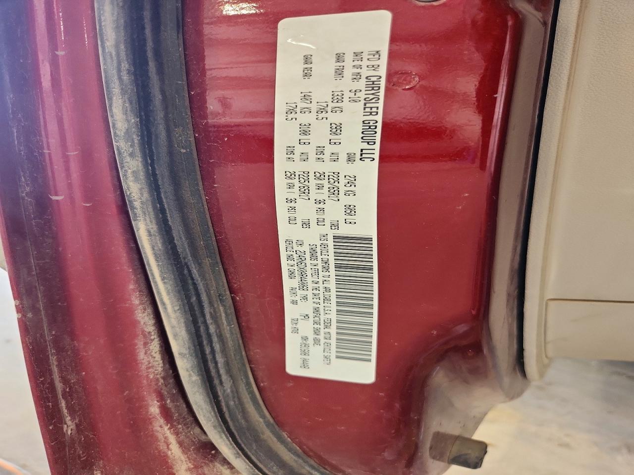 2010 Dodge Grand Caravan Crew Maroon vin: 2D4RN6DX0AR440068