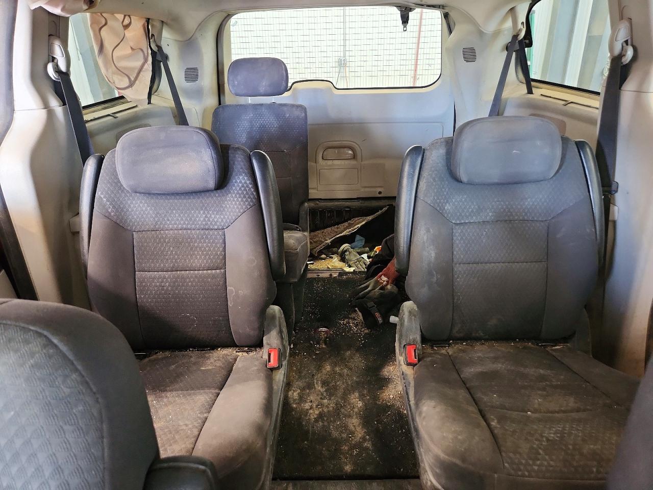 2010 Dodge Grand Caravan Crew Maroon vin: 2D4RN6DX0AR440068
