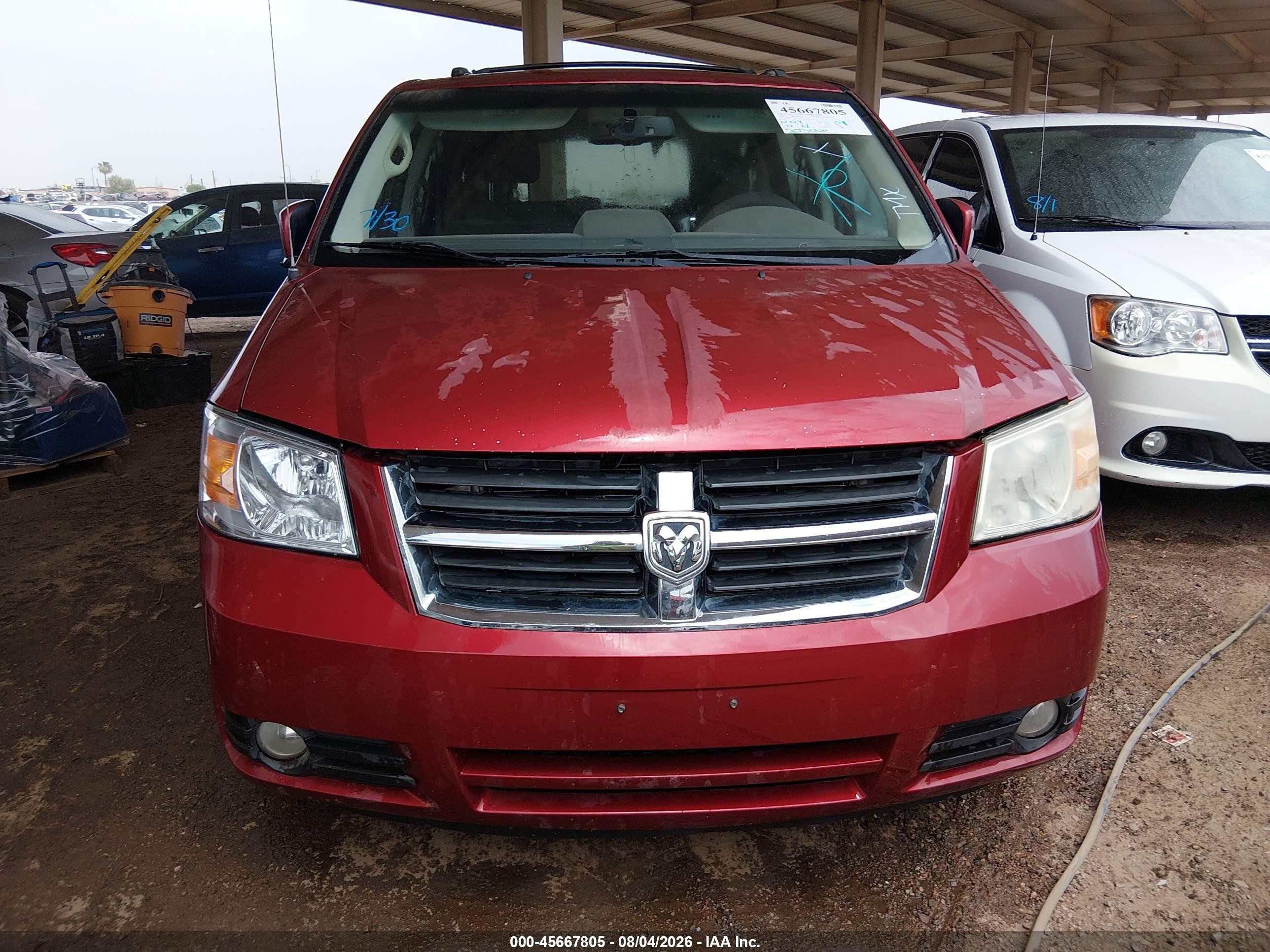 2010 Dodge Grand Caravan Crew Burgundy vin: 2D4RN6DX5AR343156