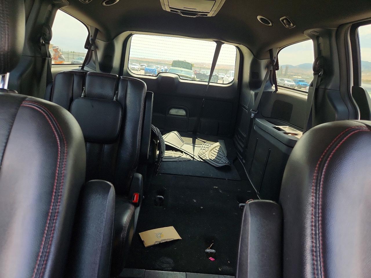 2011 Dodge Grand Caravan R/t Silver vin: 2D4RN7DG2BR776375