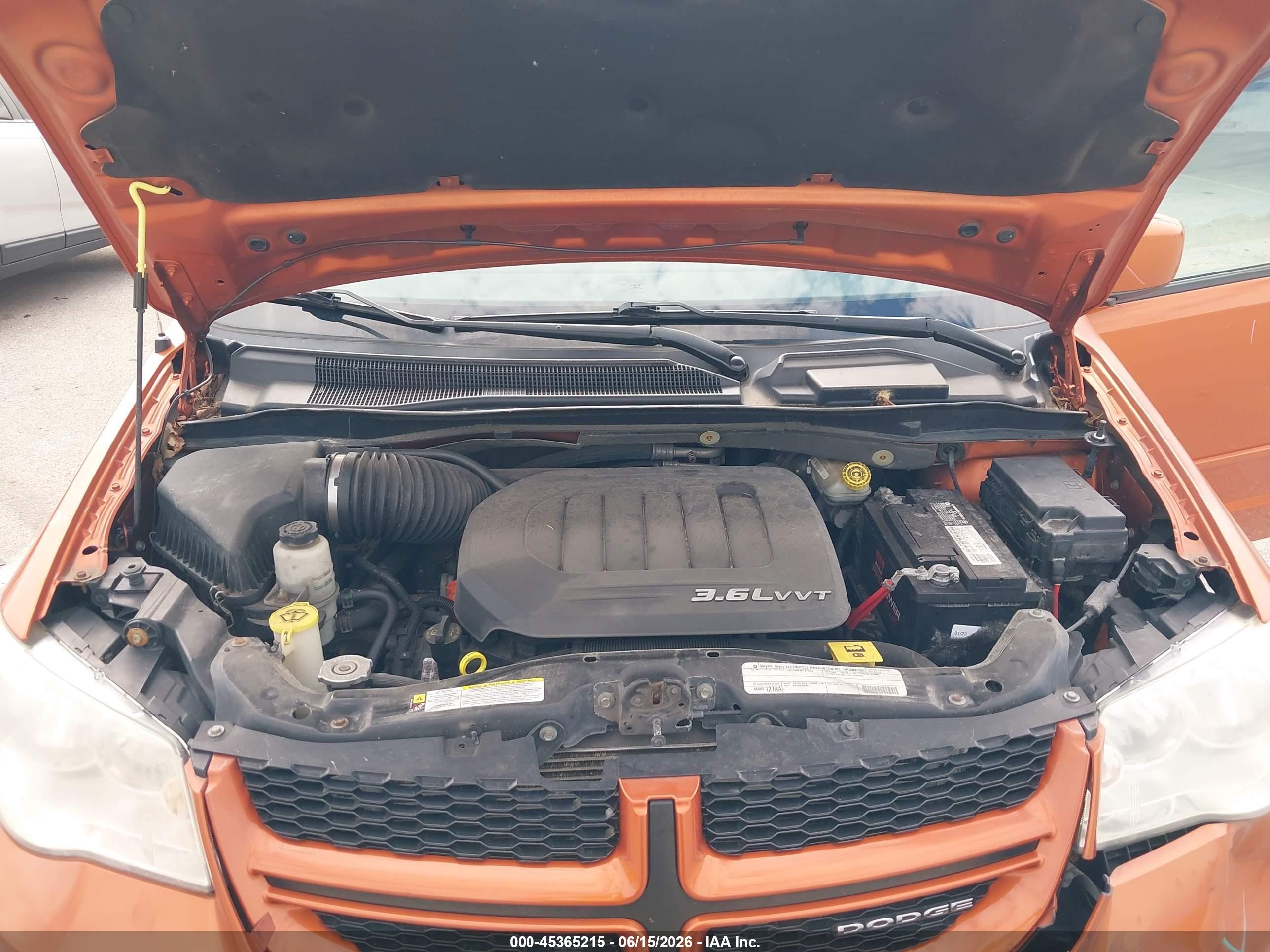 2011 Dodge Grand Caravan R/t Orange vin: 2D4RN7DG3BR710305