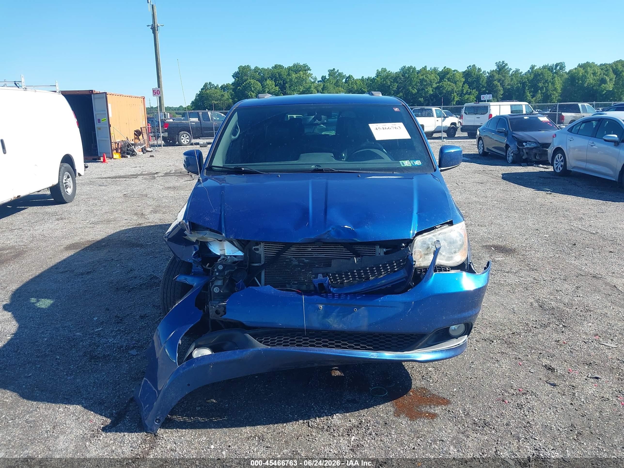 2011 Dodge Grand Caravan R/t Blue vin: 2D4RN7DG9BR765616