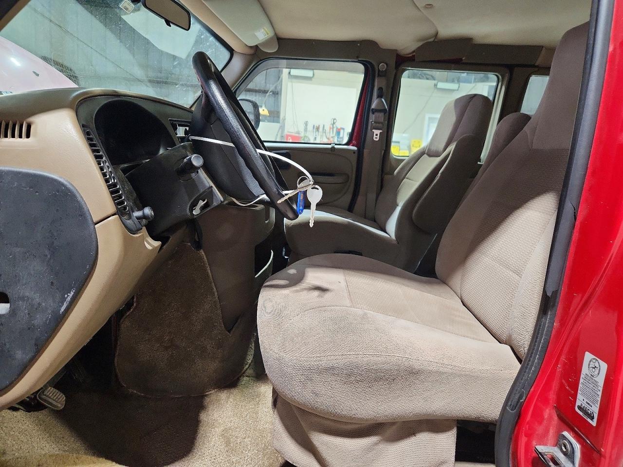 2003 Dodge Ram Van B1500 Красный vin: 2D6WB11X33K523712