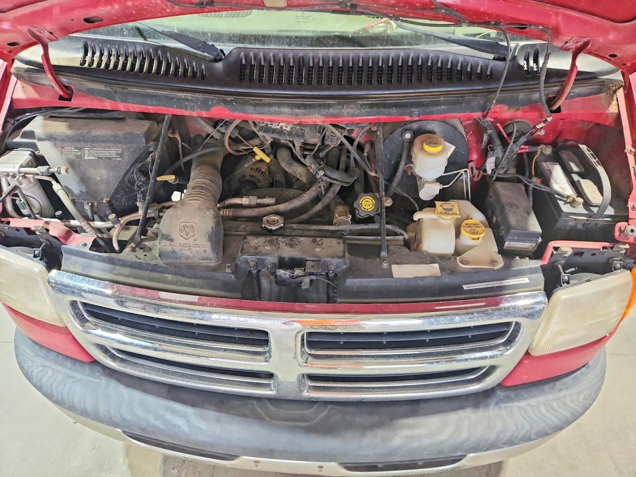 2003 Dodge Ram Van B1500 Красный vin: 2D6WB11X33K523712