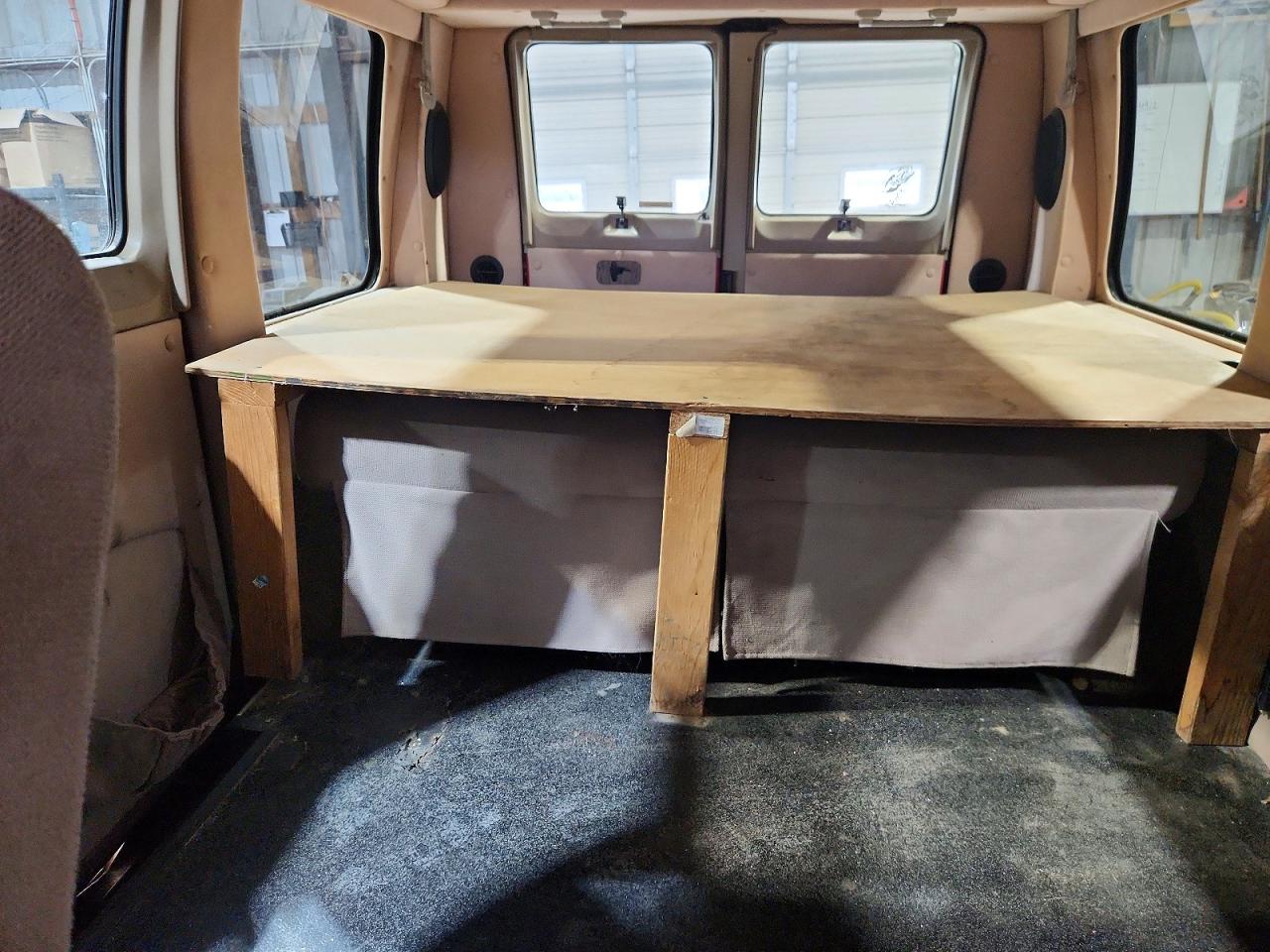 2003 Dodge Ram Van B1500 Красный vin: 2D6WB11X33K523712