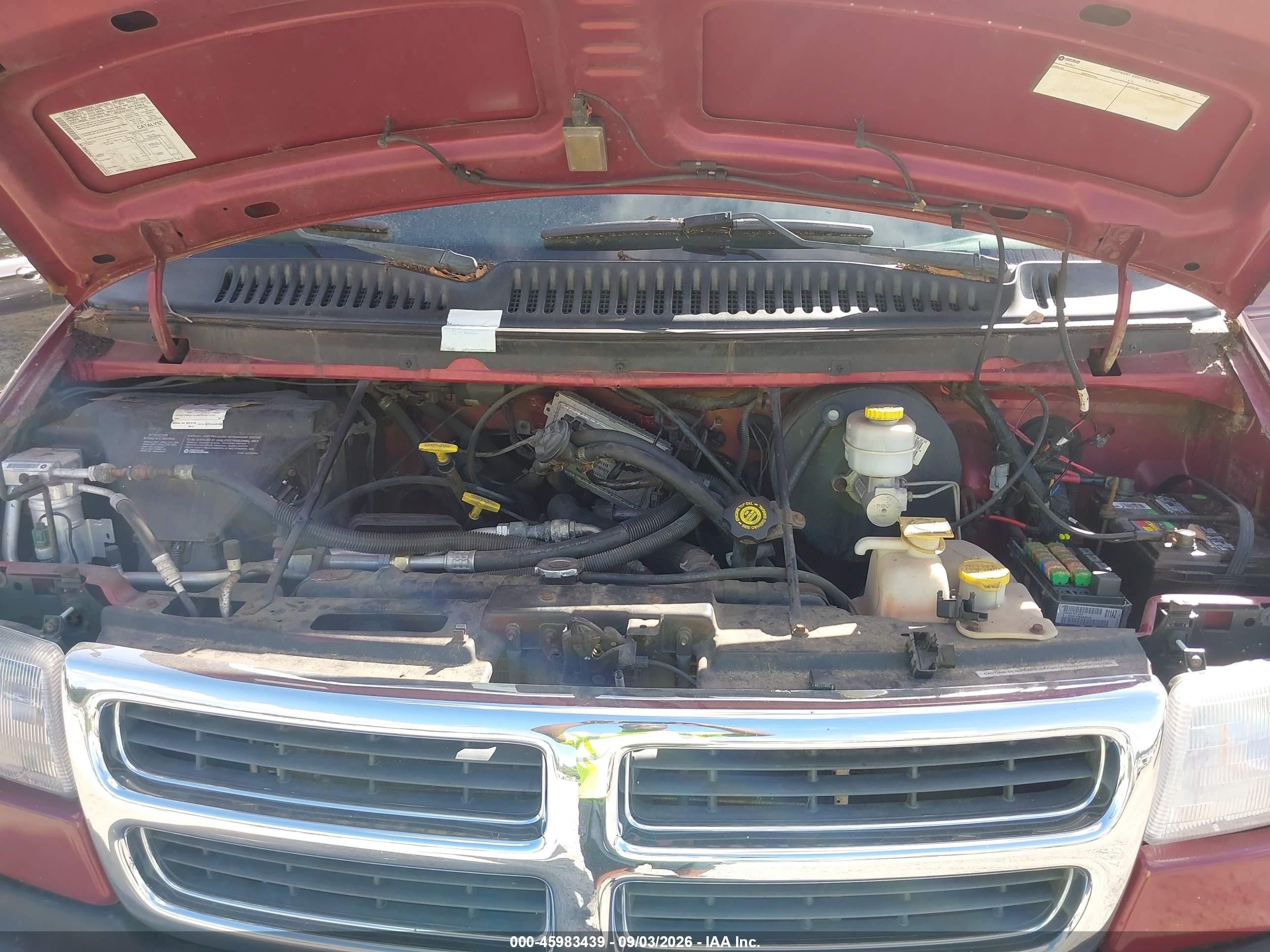 2003 Dodge Ram Van 1500 Conversion Red vin: 2D6WB11Y33K528269