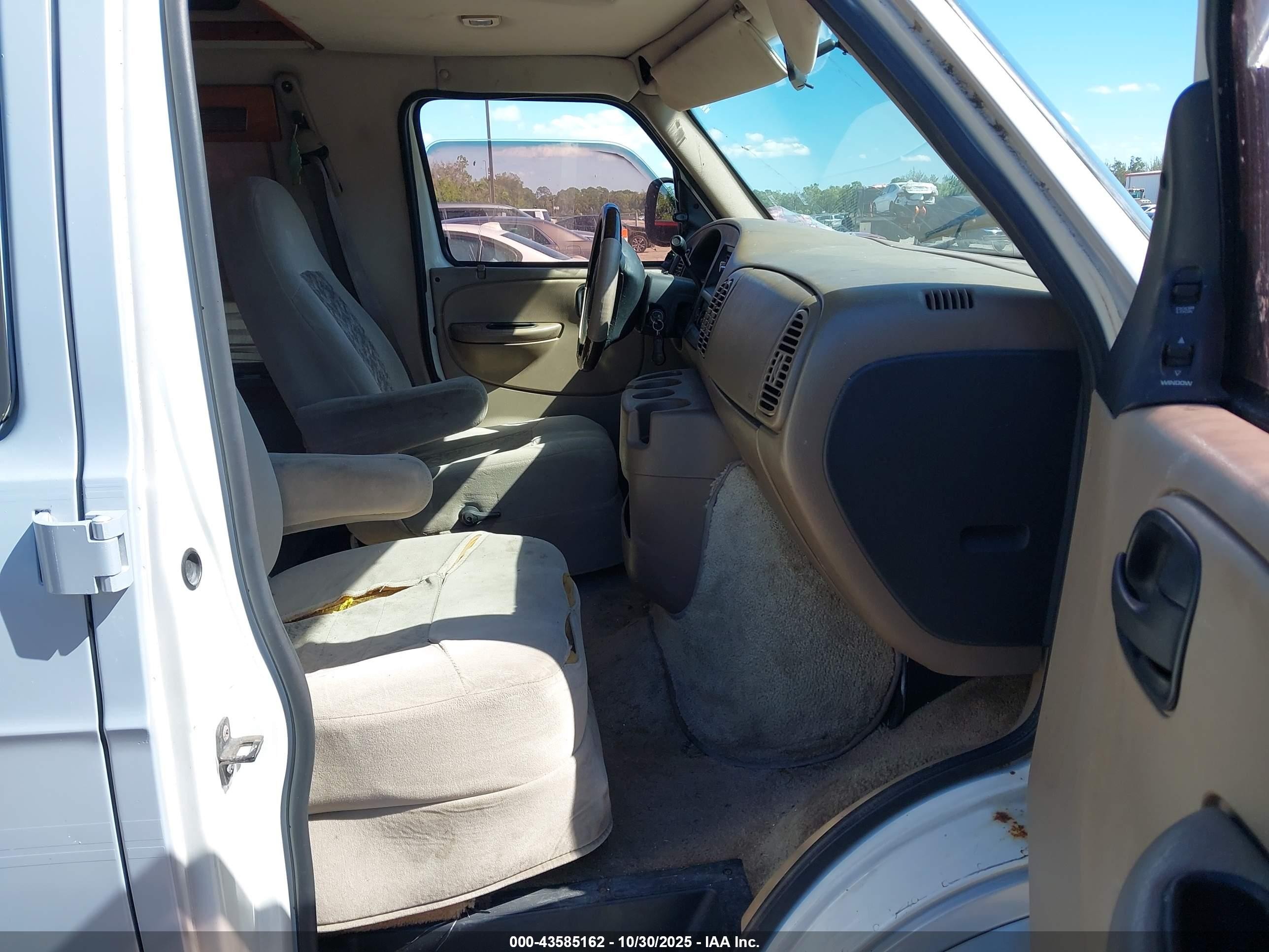 2003 Dodge Ram Van 1500 Conversion Blue vin: 2D6WB11Y43K517605