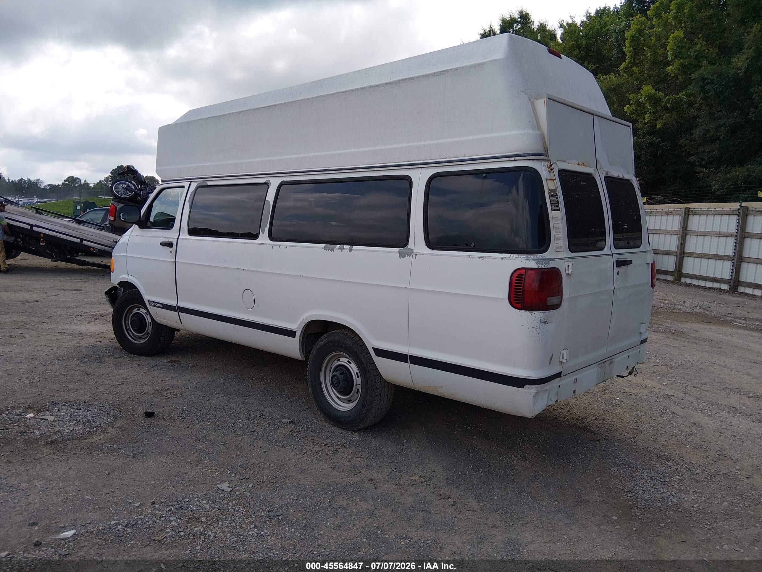 2003 Dodge Ram Van 3500 Conversion White vin: 2D7LB31Z23K526953