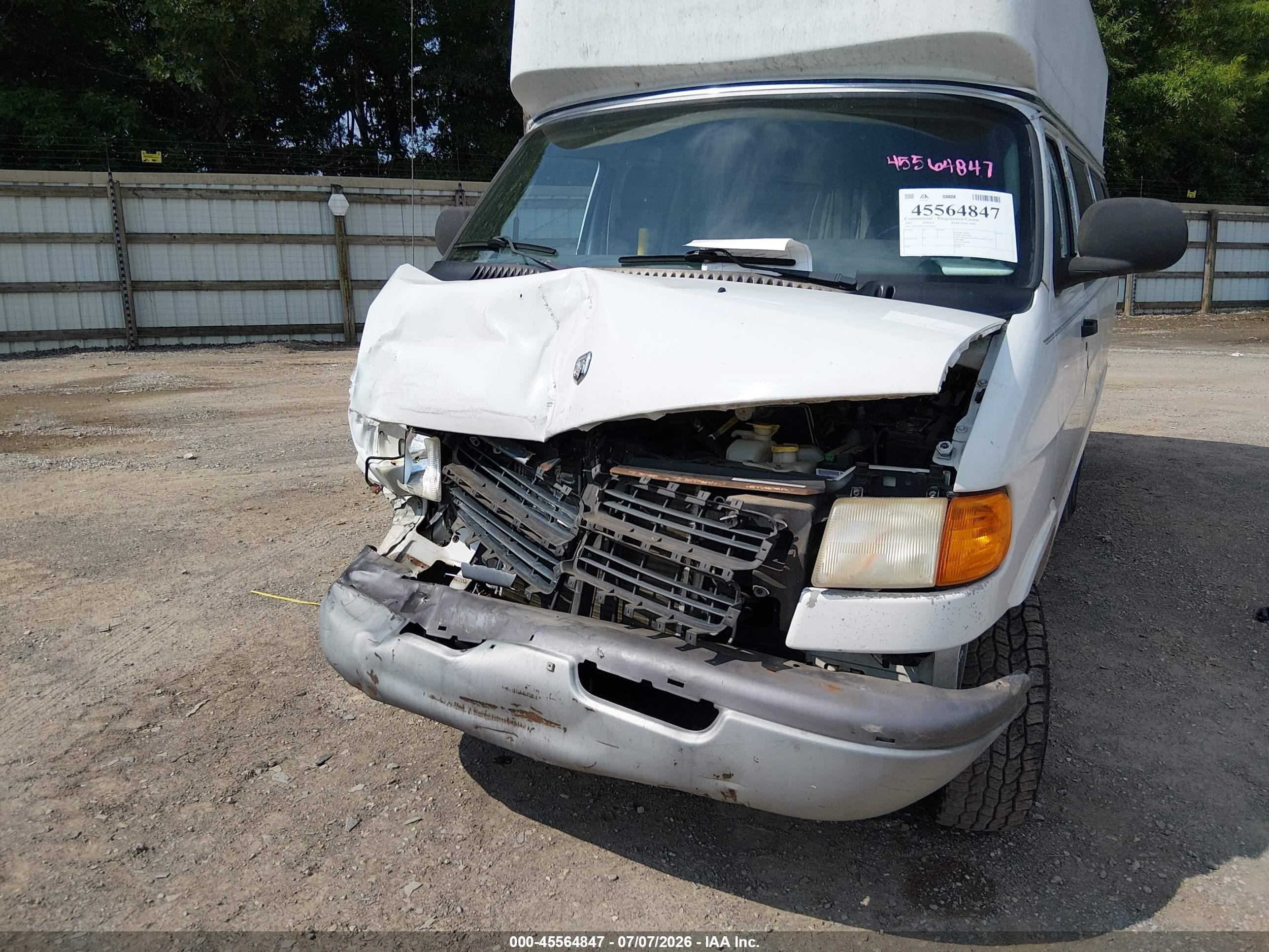 2003 Dodge Ram Van 3500 Conversion White vin: 2D7LB31Z23K526953