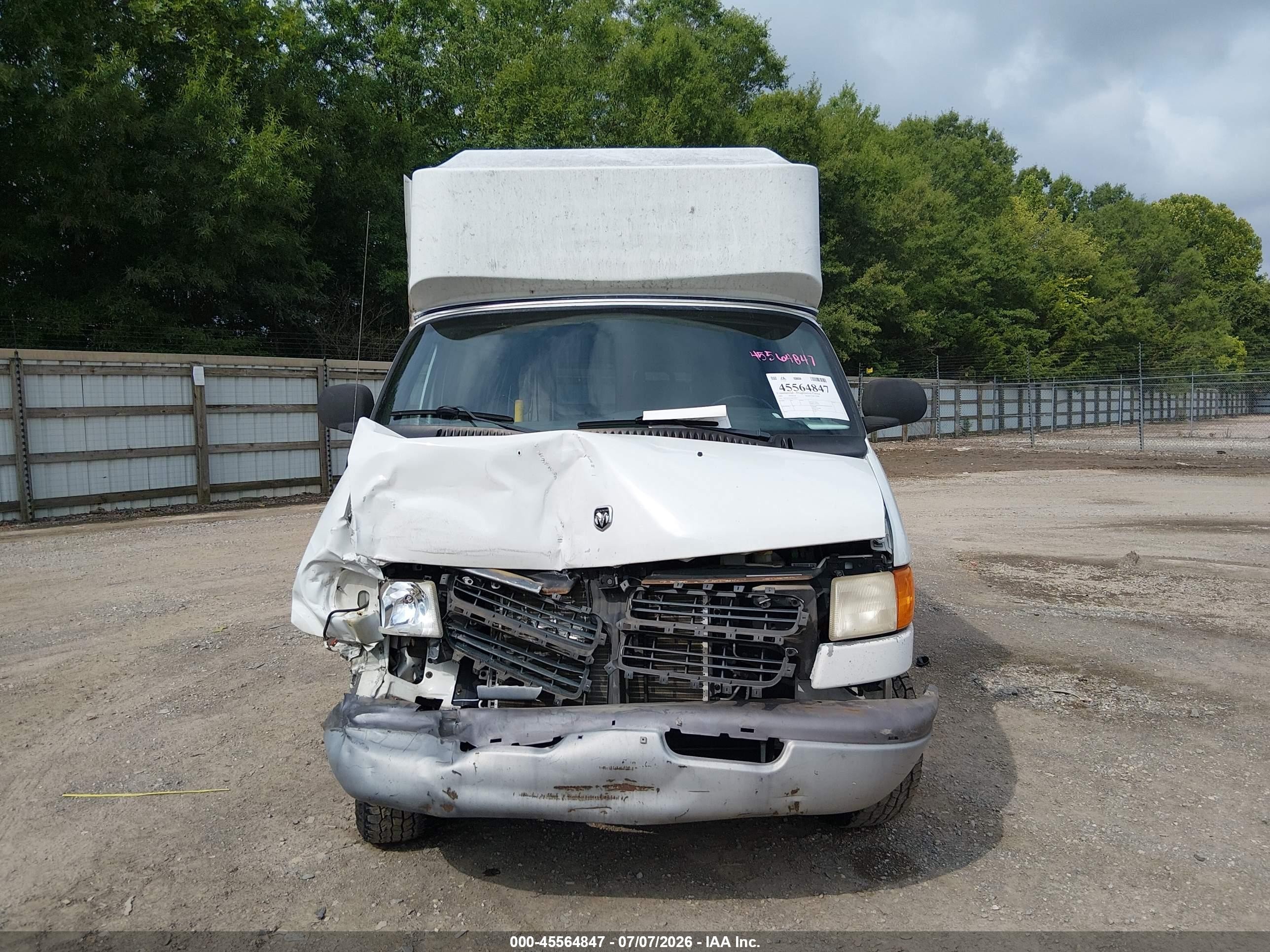 2003 Dodge Ram Van 3500 Conversion White vin: 2D7LB31Z23K526953