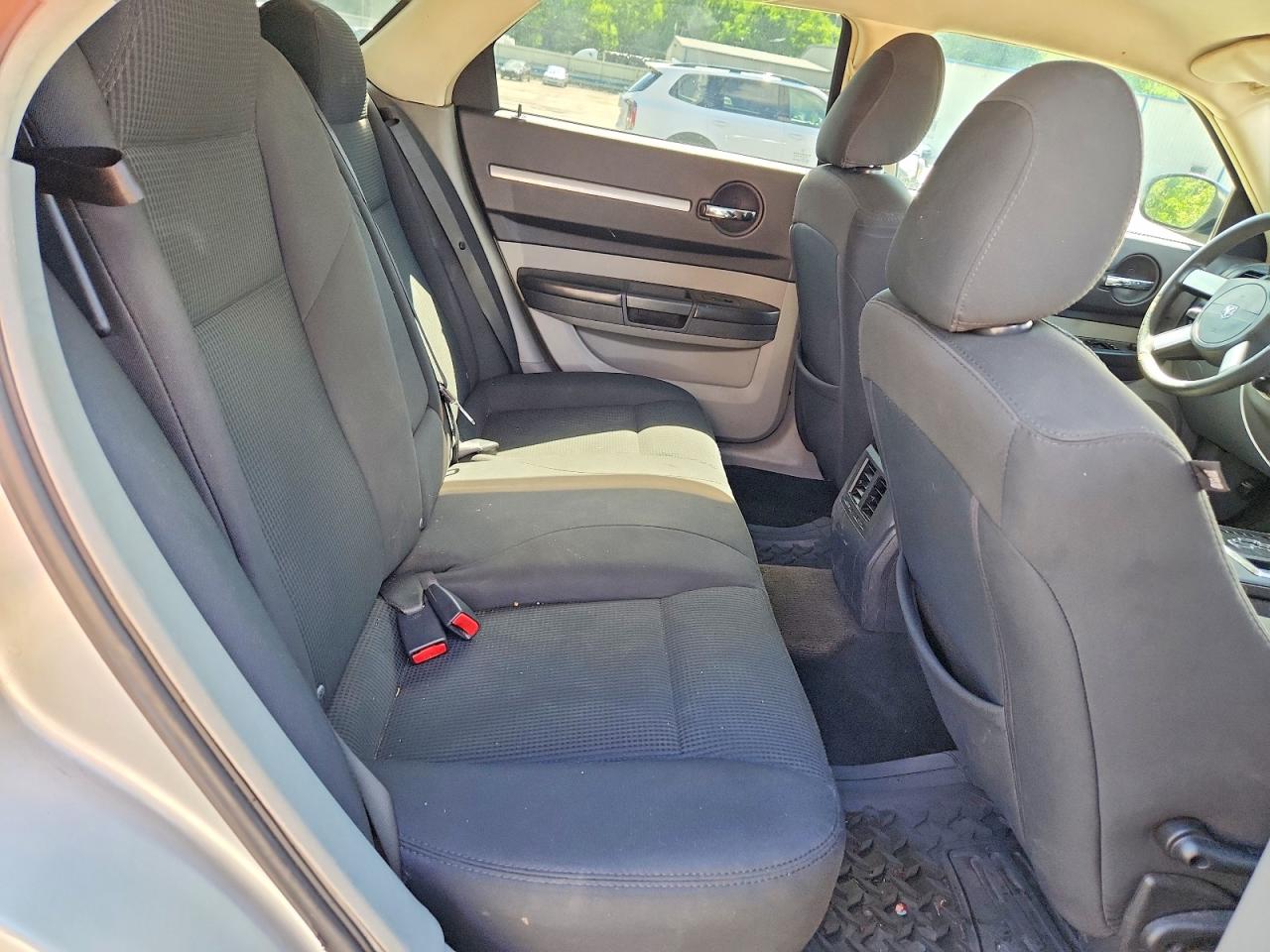 2008 Dodge Magnum Sxt Two Tone vin: 2D8FV37V68H156275