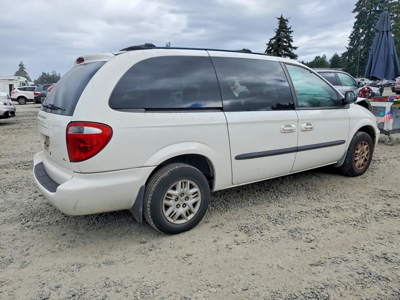 2003 Dodge Grand Caravan El White vin: 2D8GP34L03R110901
