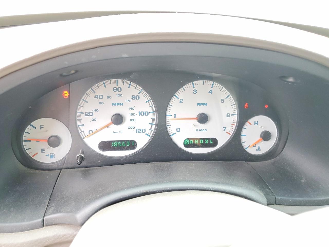 2003 Dodge Grand Caravan El White vin: 2D8GP34L03R110901