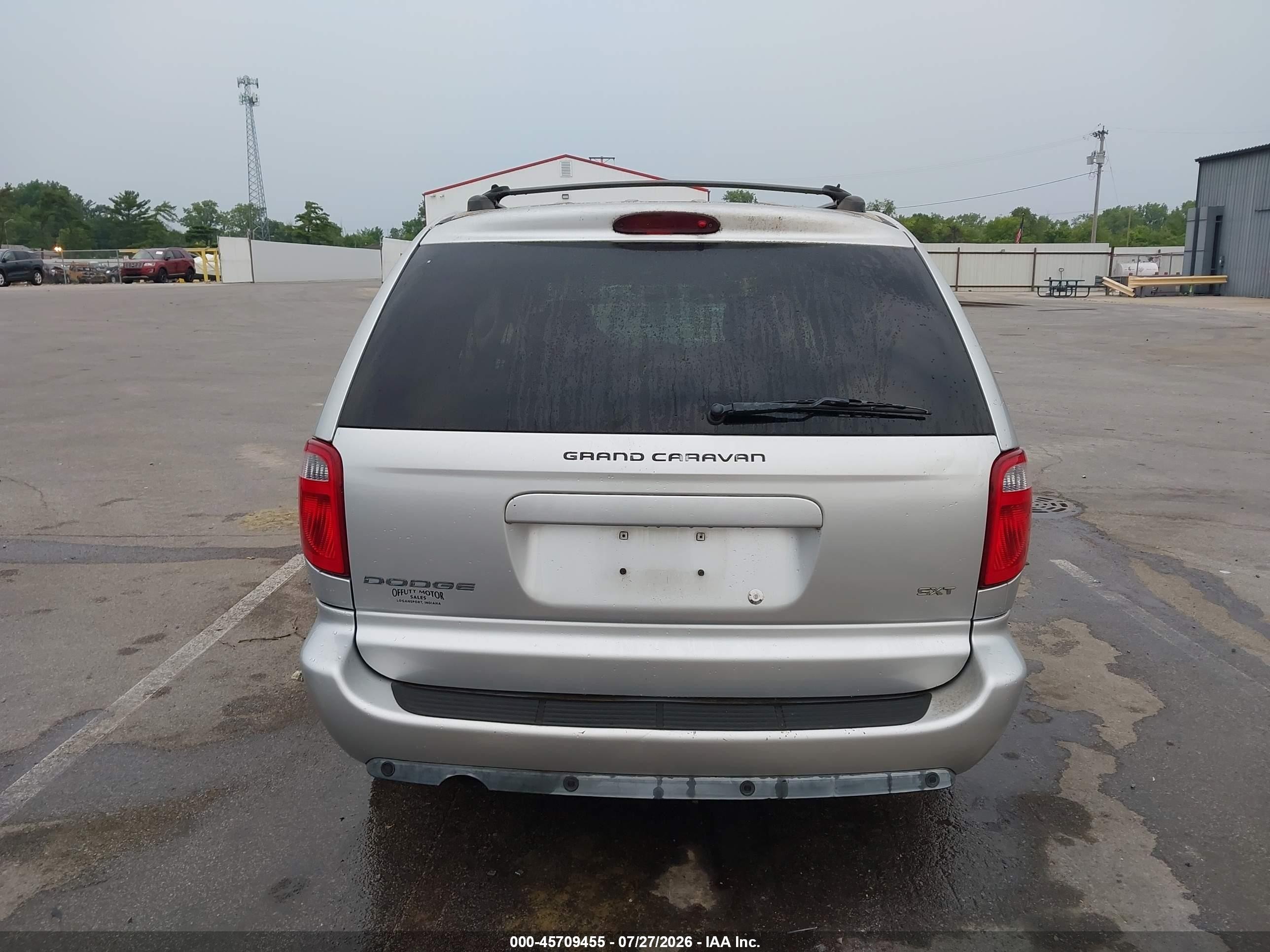 2005 Dodge Grand Caravan Sxt Silver vin: 2D8GP44L05R473269