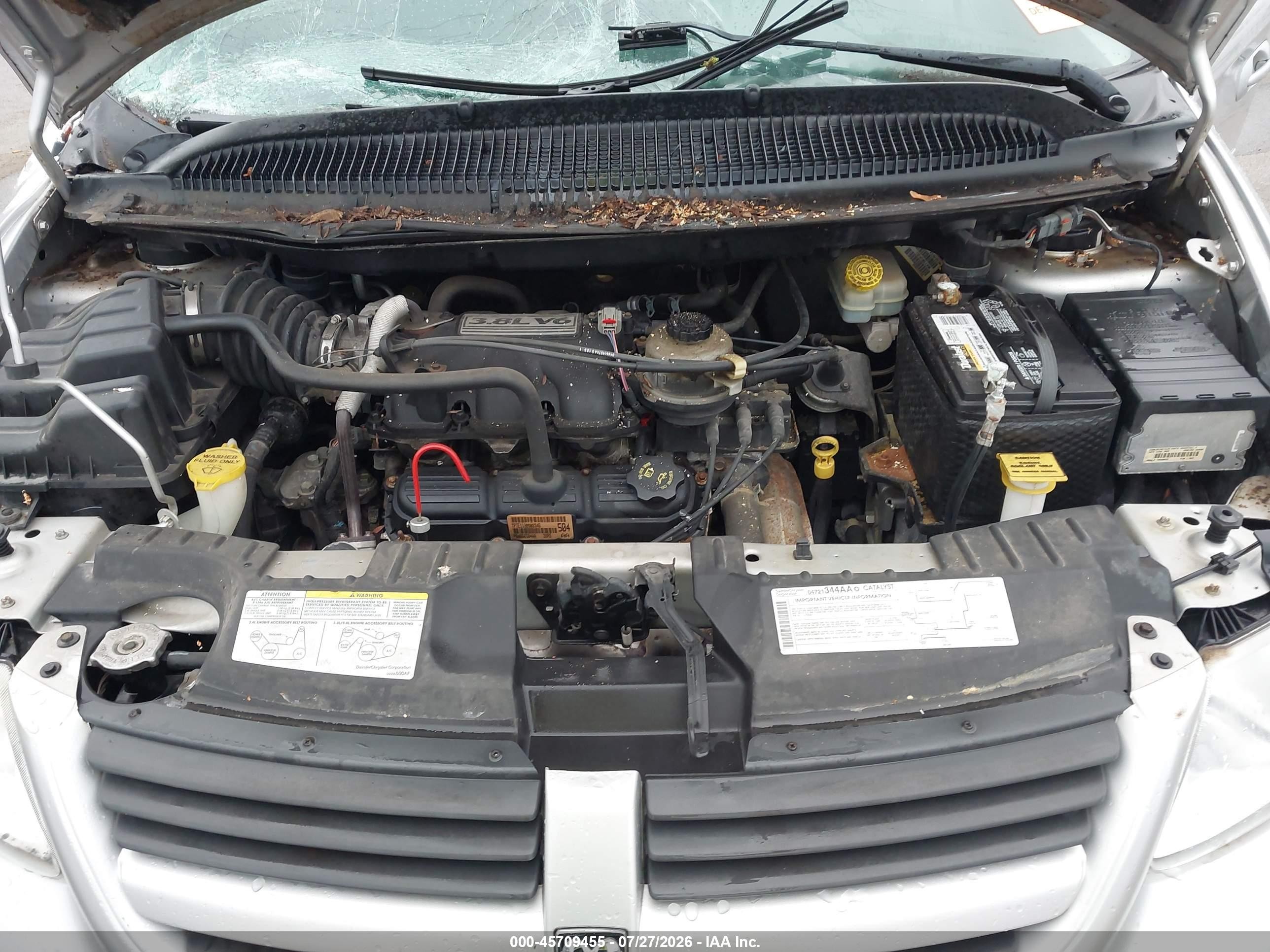 2005 Dodge Grand Caravan Sxt Silver vin: 2D8GP44L05R473269