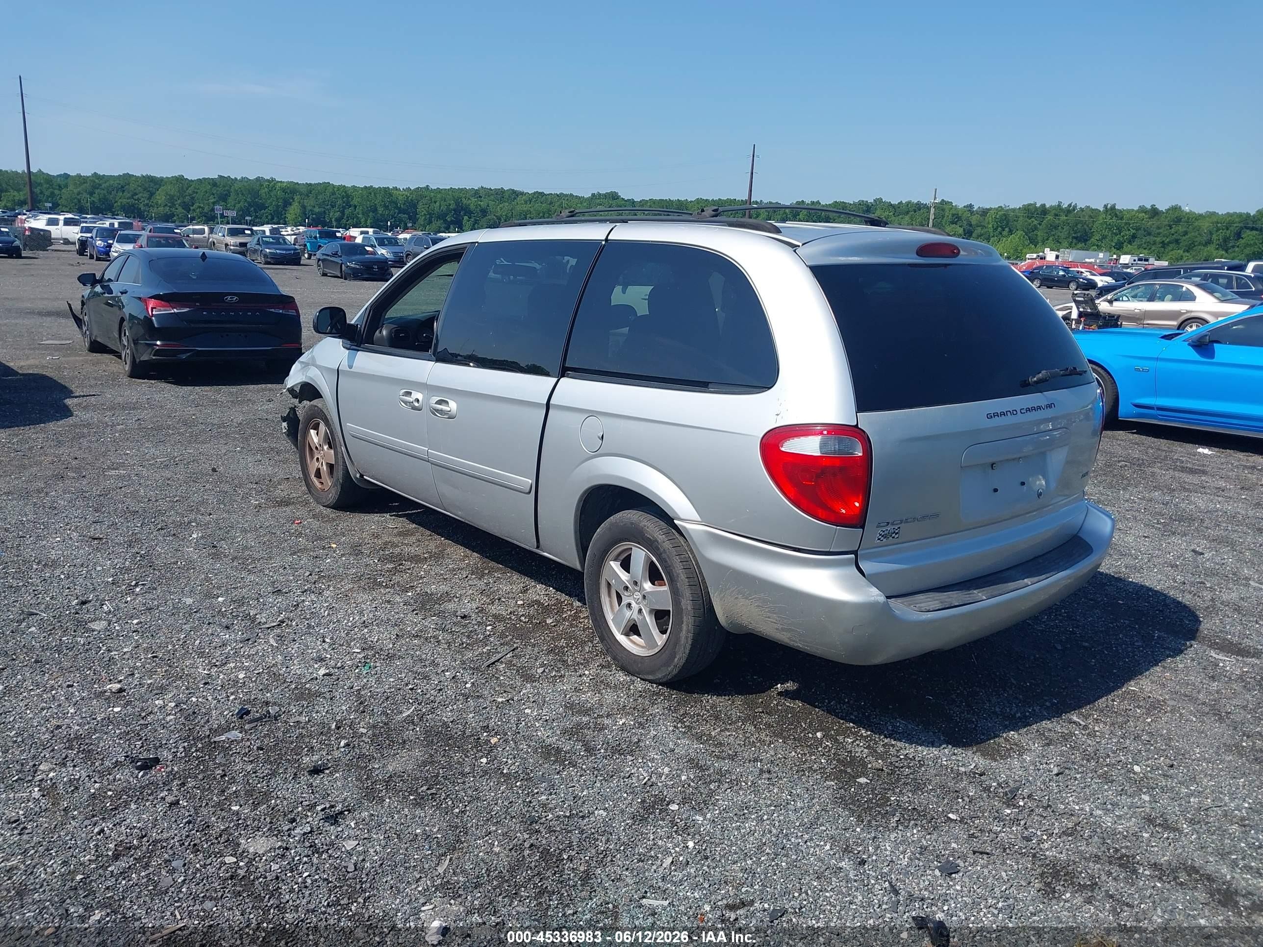 2007 Dodge Grand Caravan Sxt Gray vin: 2D8GP44L07R180751