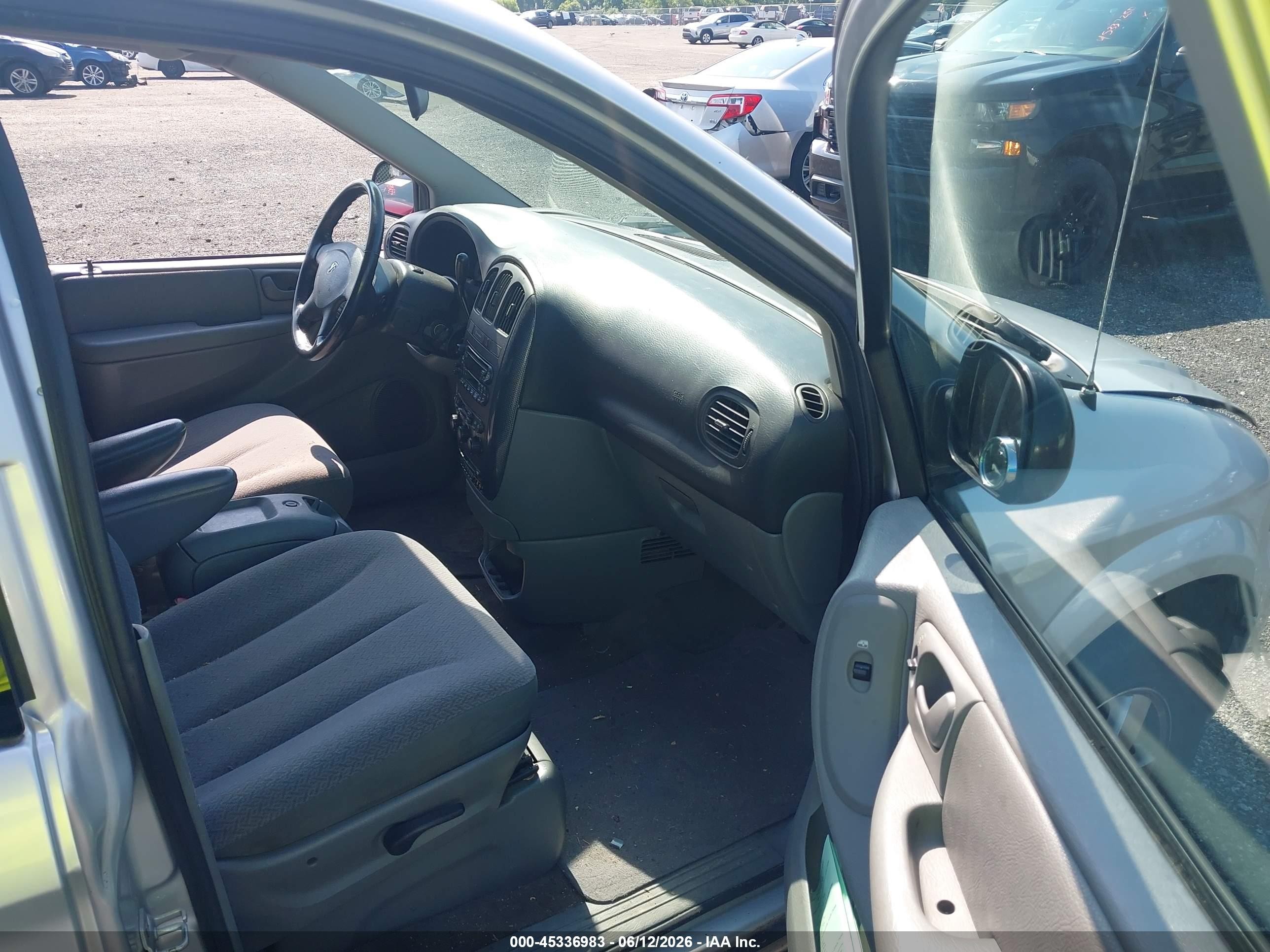 2007 Dodge Grand Caravan Sxt Gray vin: 2D8GP44L07R180751