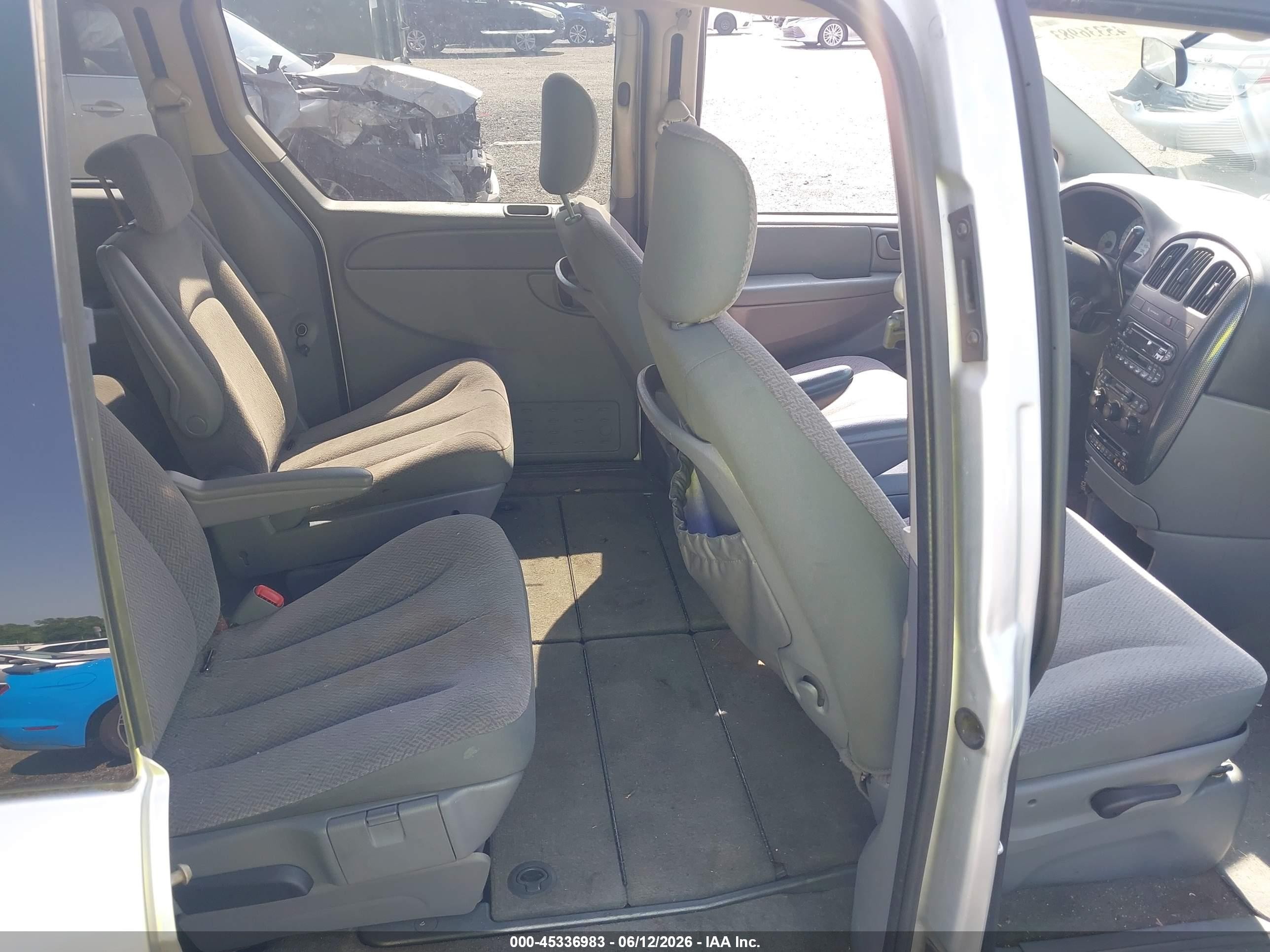 2007 Dodge Grand Caravan Sxt Gray vin: 2D8GP44L07R180751