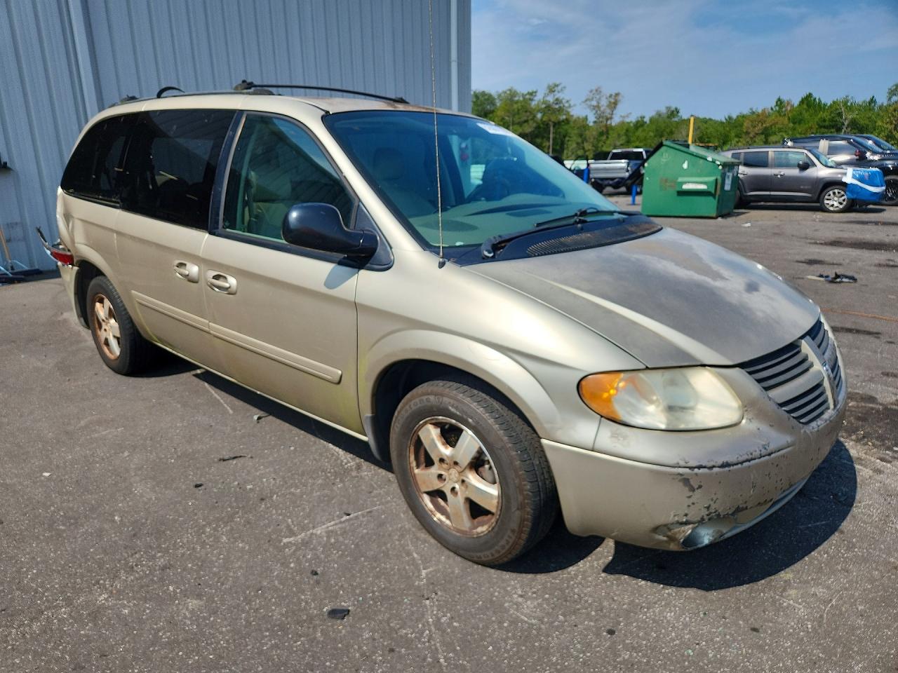 2005 Dodge Grand Caravan Sxt Gold vin: 2D8GP44L25R258797