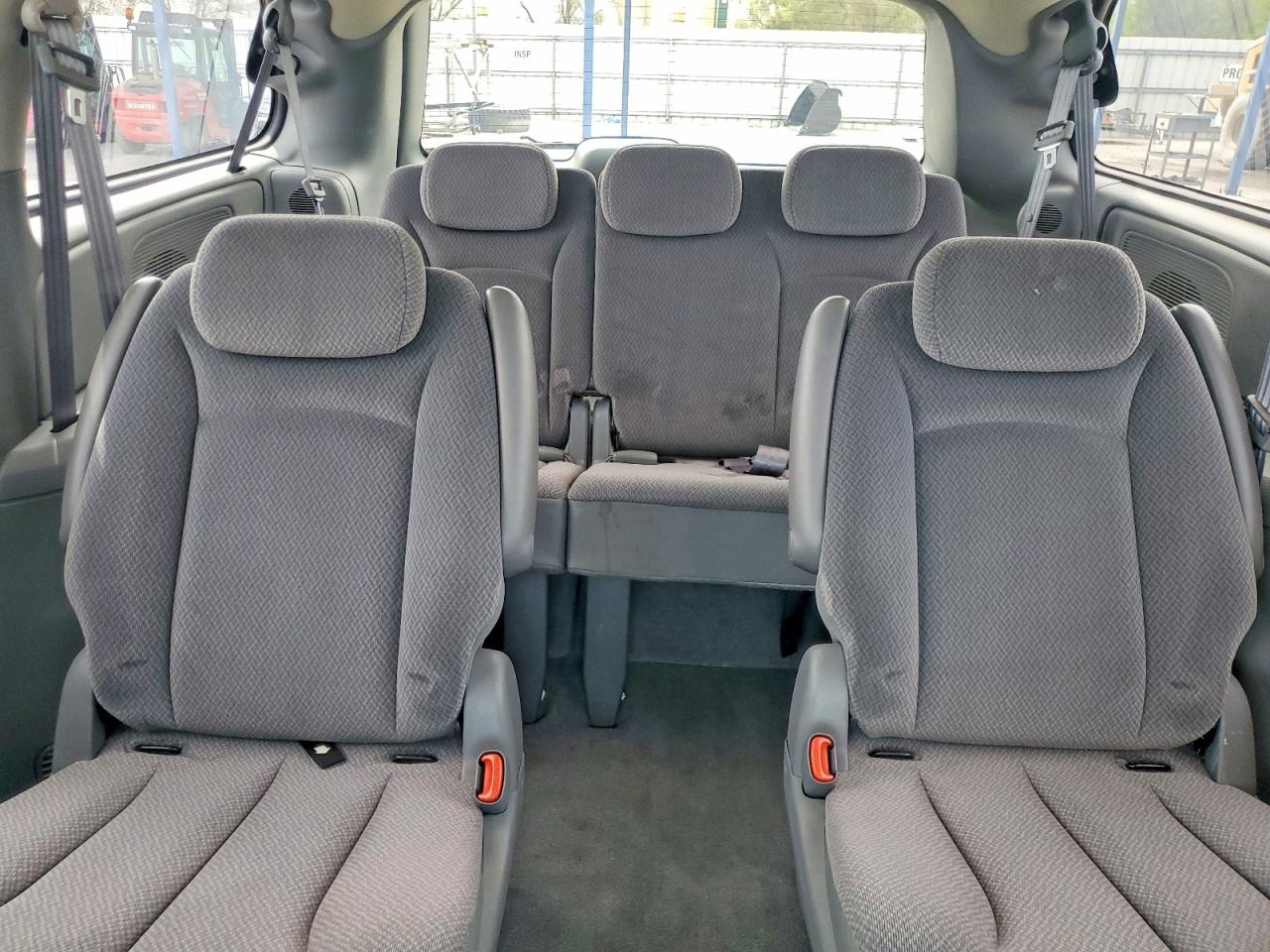 2005 Dodge Grand Caravan Sxt White vin: 2D8GP44L35R271834