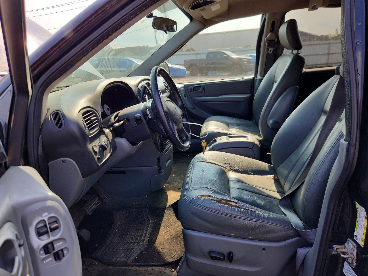 2005 Dodge Grand Caravan Sxt Black vin: 2D8GP44L65R443466