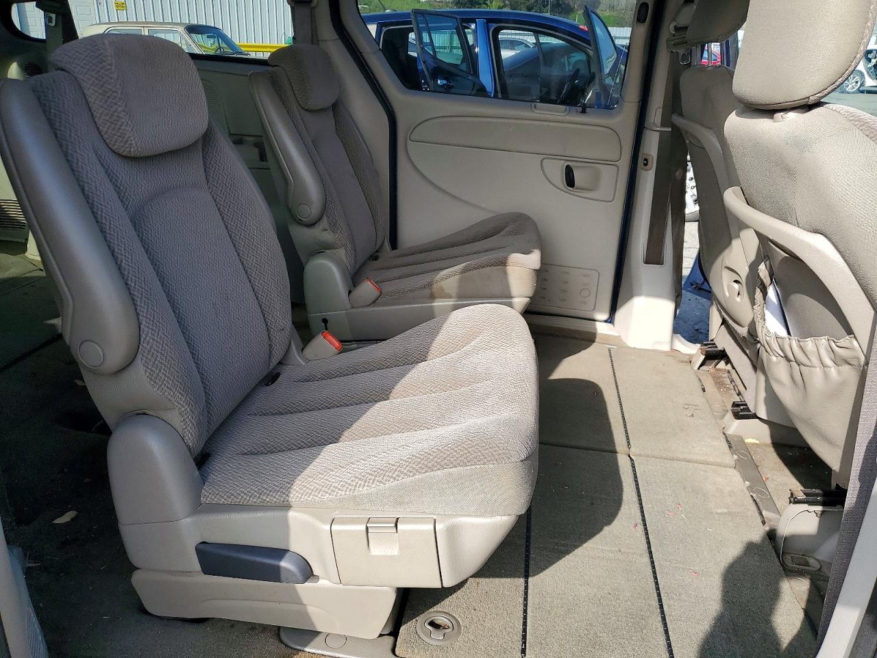 2006 Dodge Grand Caravan Sxt Blue vin: 2D8GP44L66R869675