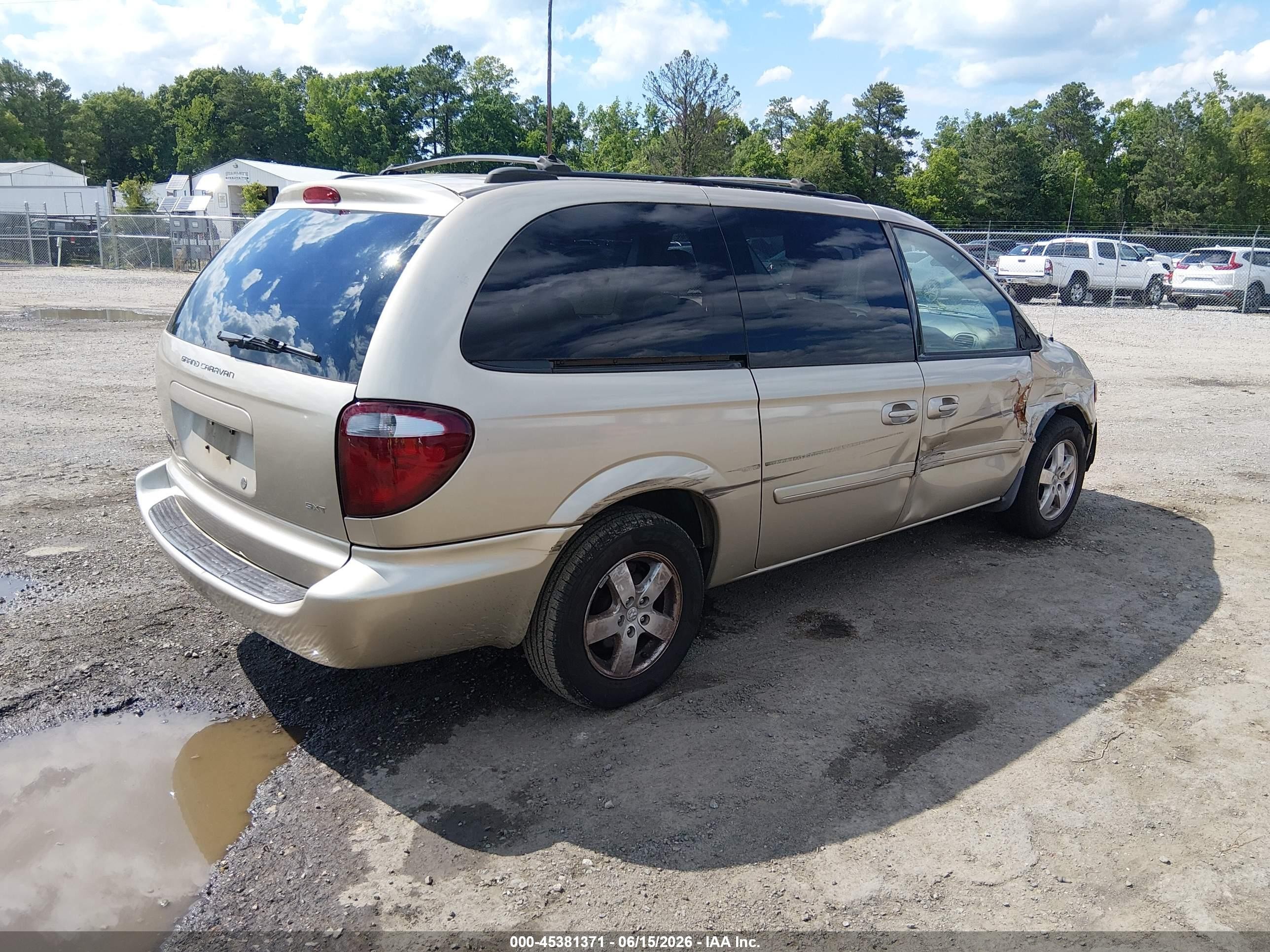 2006 Dodge Grand Caravan Sxt Gold vin: 2D8GP44L86R659241