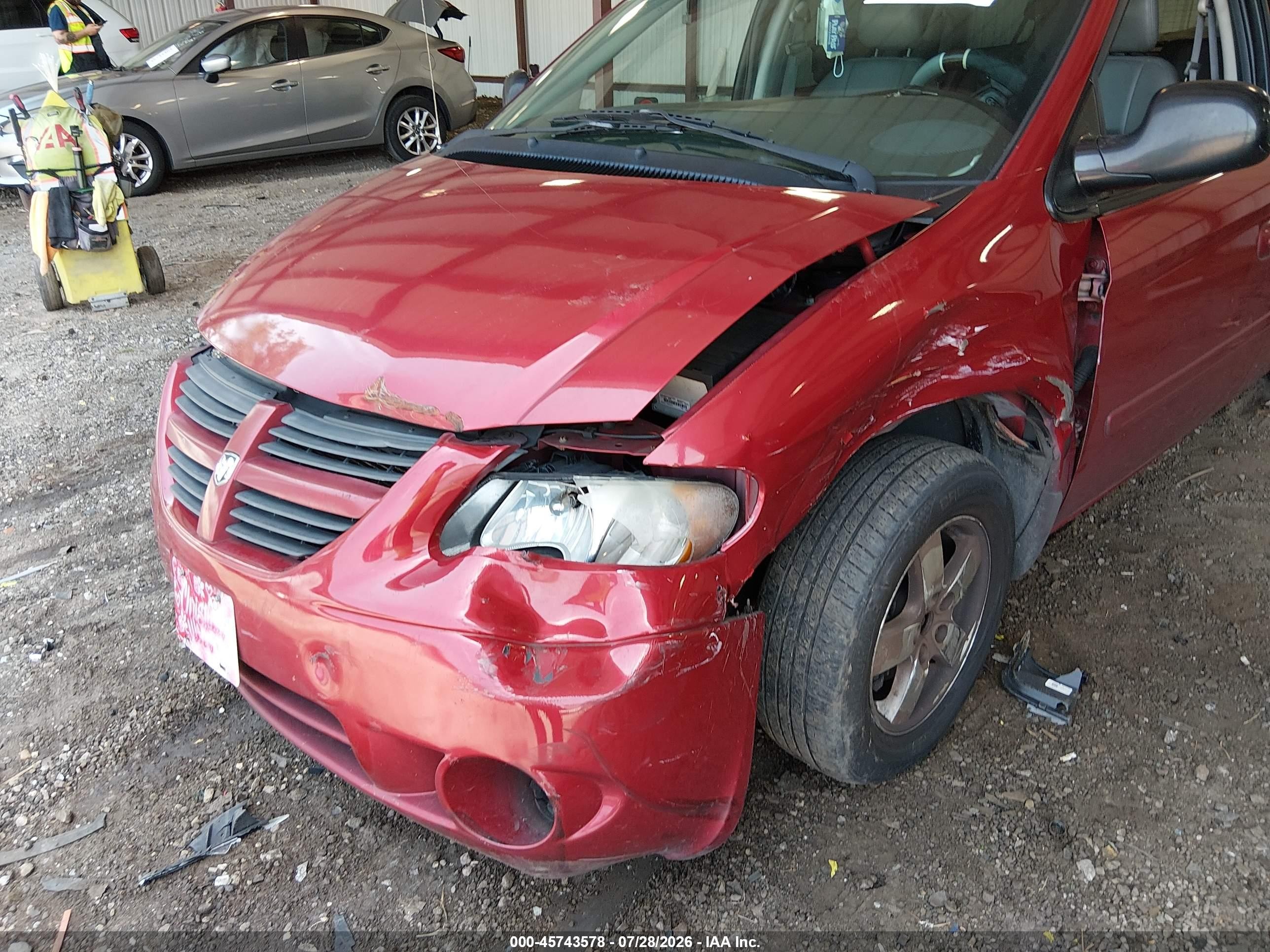 2007 Dodge Grand Caravan Sxt Red vin: 2D8GP44L87R266244