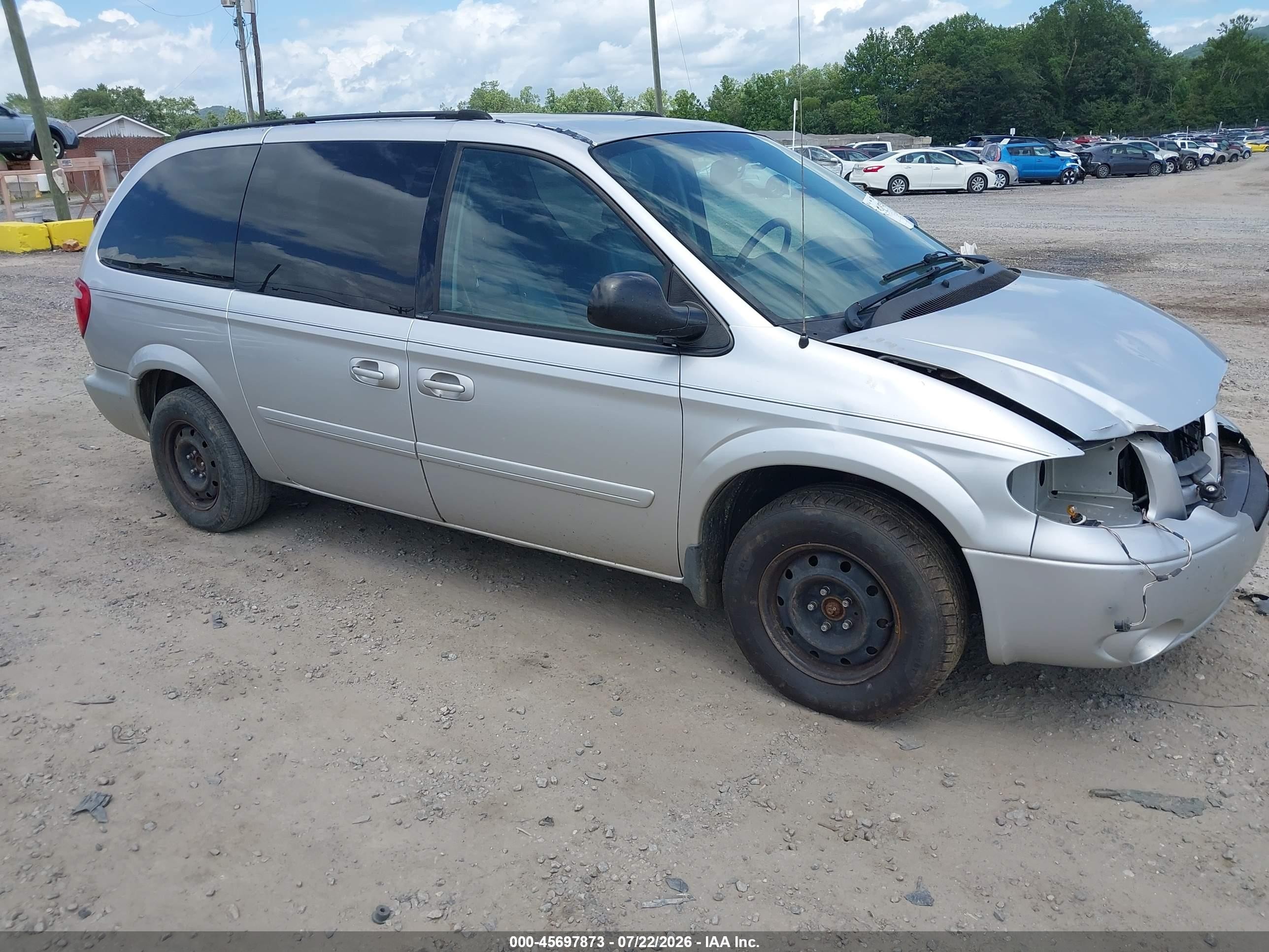 2005 Dodge Caravan Sxt Silver vin: 2D8GP44L95R322494