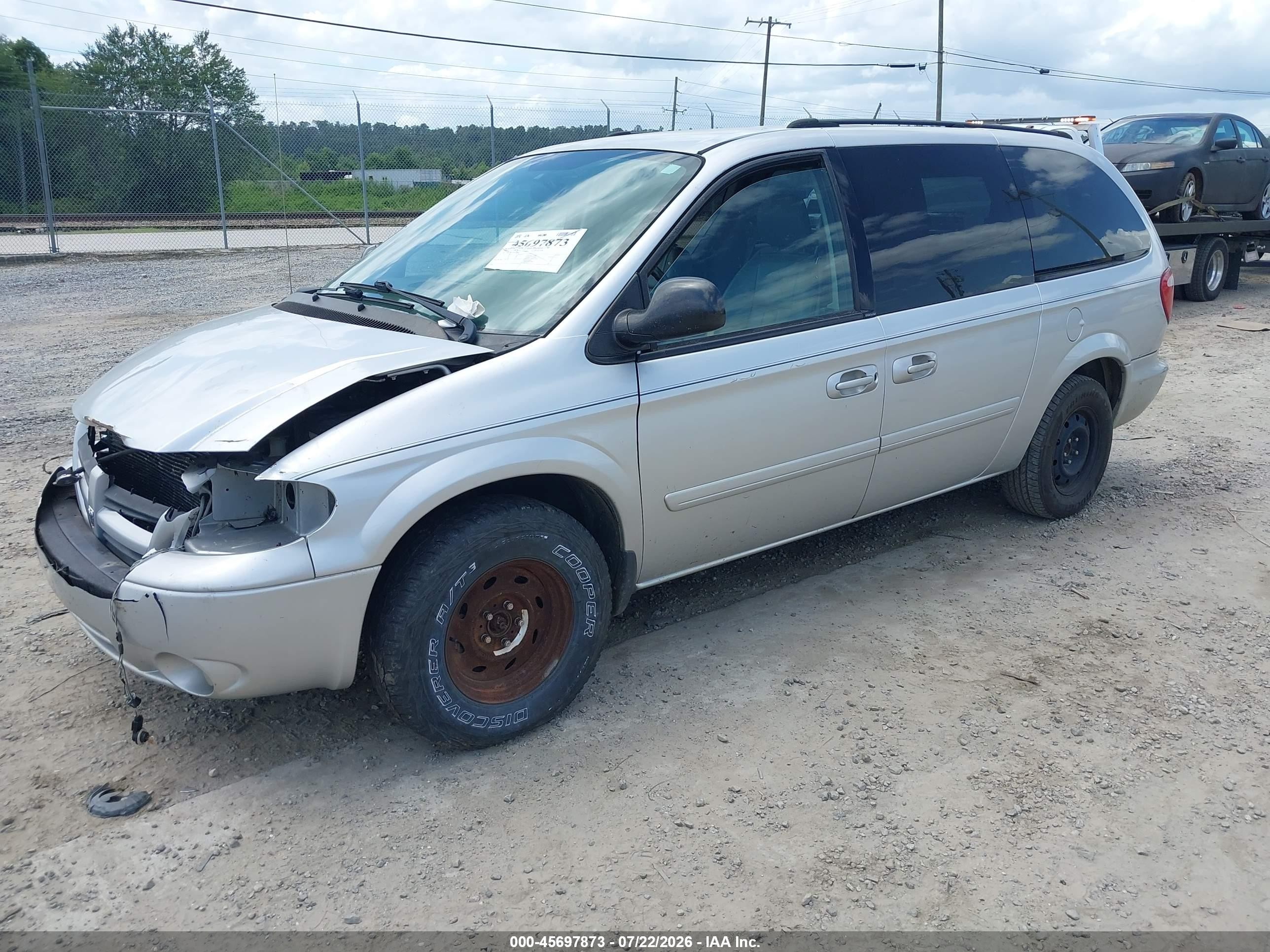 2005 Dodge Caravan Sxt Silver vin: 2D8GP44L95R322494