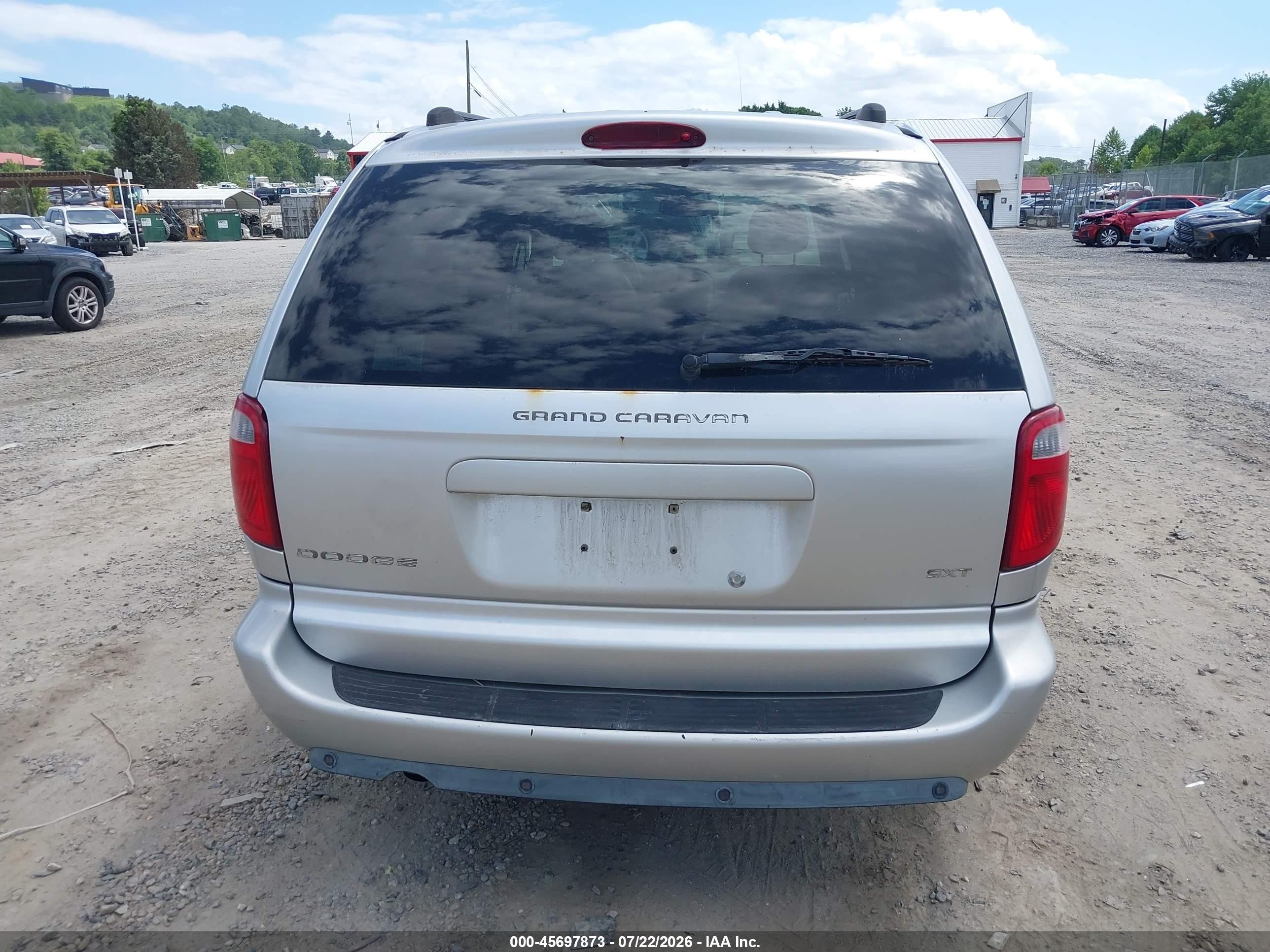 2005 Dodge Caravan Sxt Silver vin: 2D8GP44L95R322494