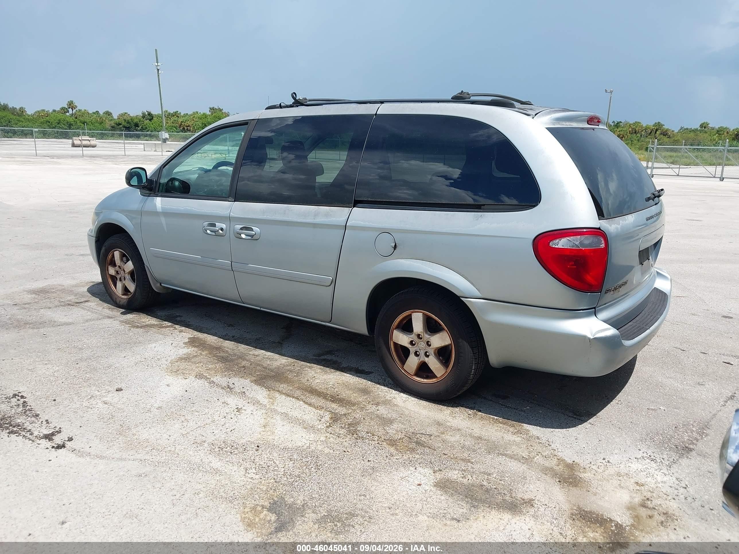 2005 Dodge Grand Caravan Sxt Blue vin: 2D8GP44L95R389225
