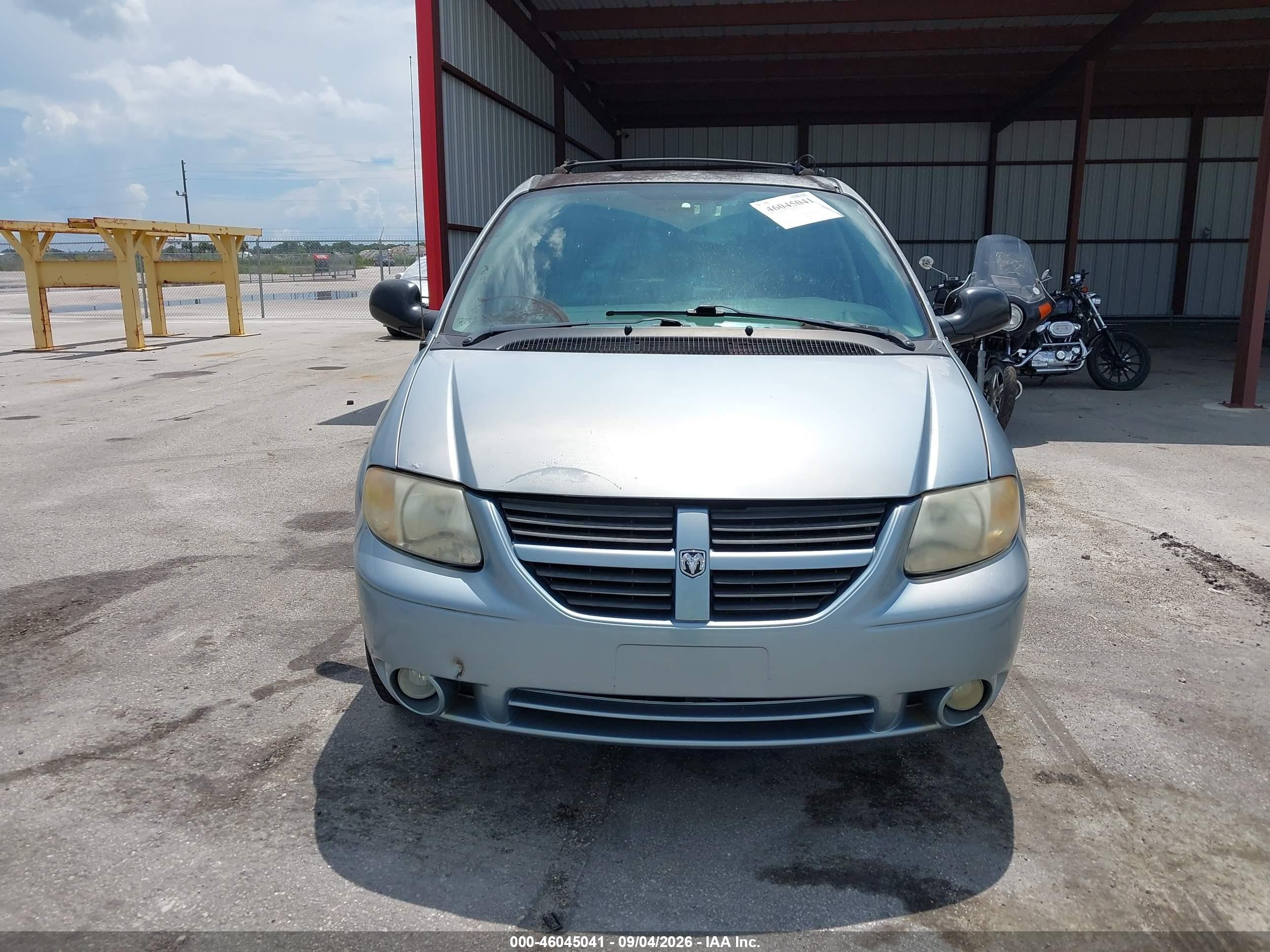 2005 Dodge Grand Caravan Sxt Blue vin: 2D8GP44L95R389225