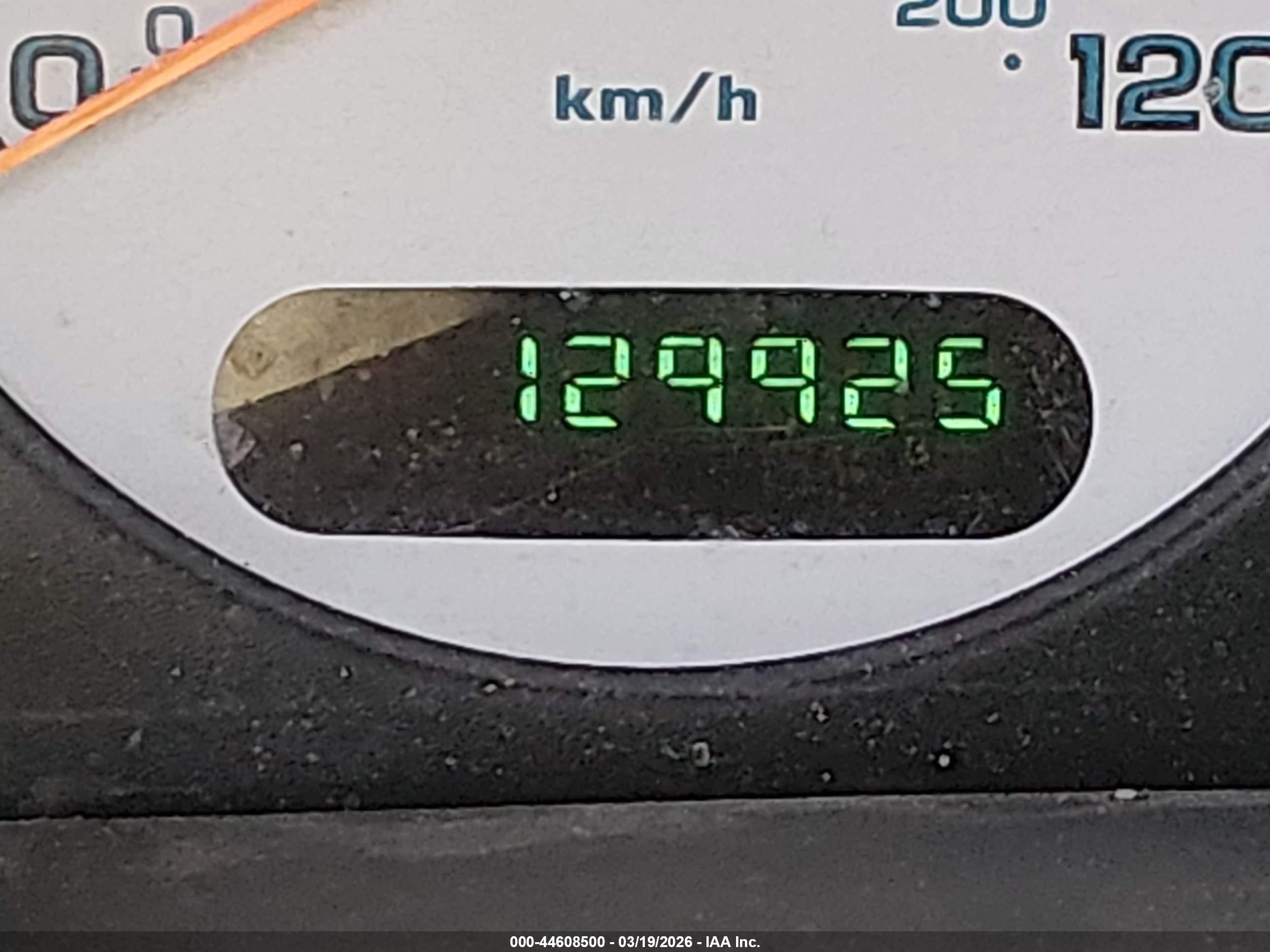 2004 Dodge Grand Caravan Sxt Silver vin: 2D8GP44LX4R561793