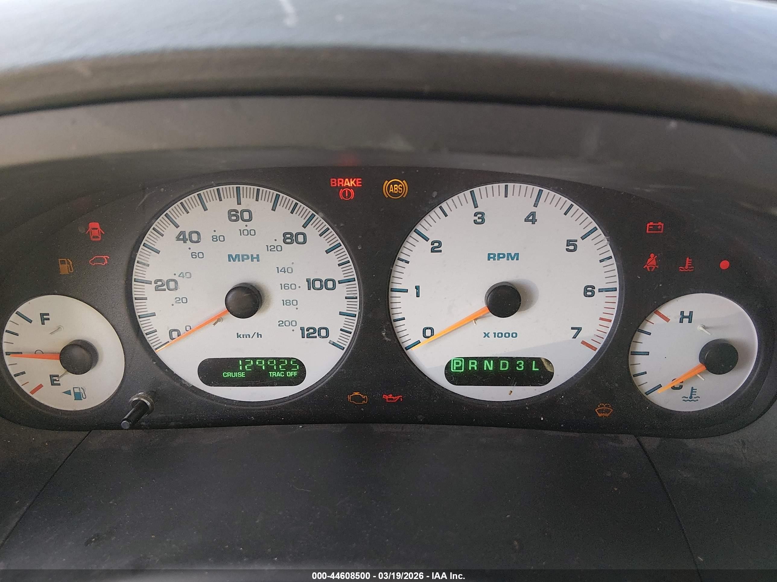 2004 Dodge Grand Caravan Sxt Silver vin: 2D8GP44LX4R561793