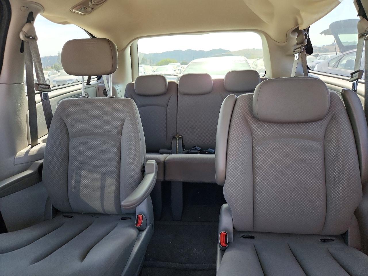 2007 Dodge Grand Caravan Sxt Красный vin: 2D8GP44LX7R318974