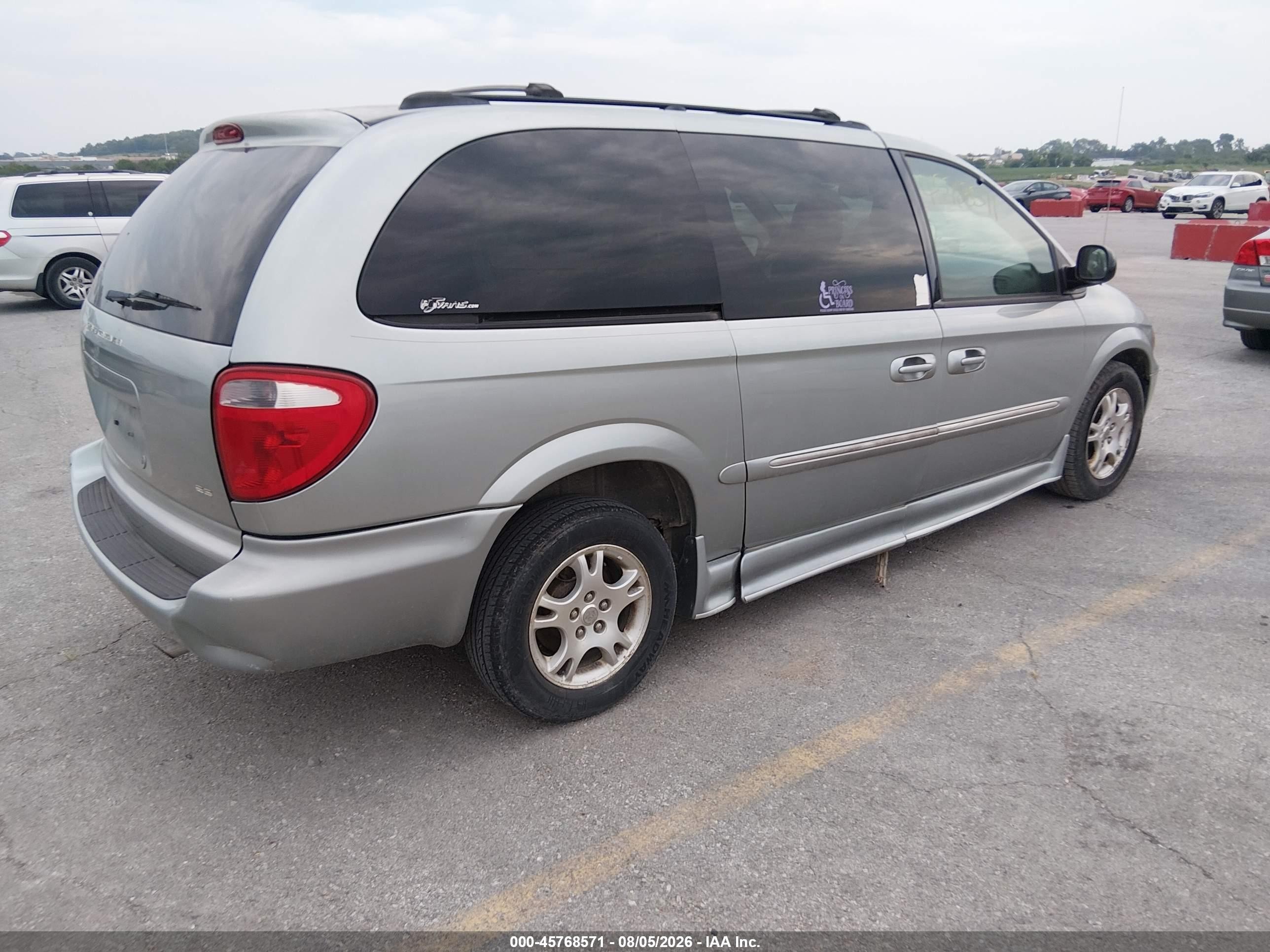 2003 Dodge Grand Caravan Es Green vin: 2D8GP54L43R343918
