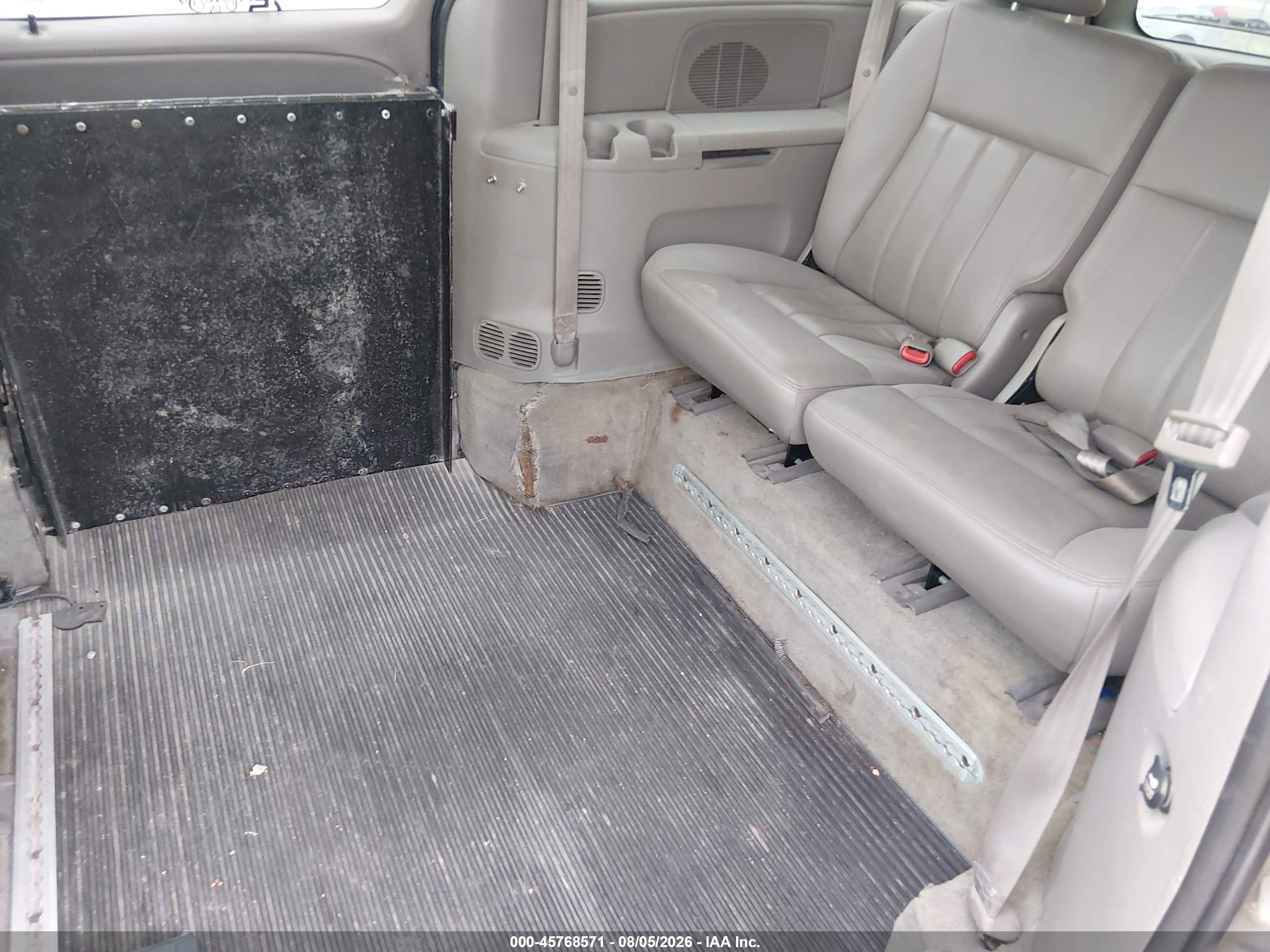 2003 Dodge Grand Caravan Es Green vin: 2D8GP54L43R343918