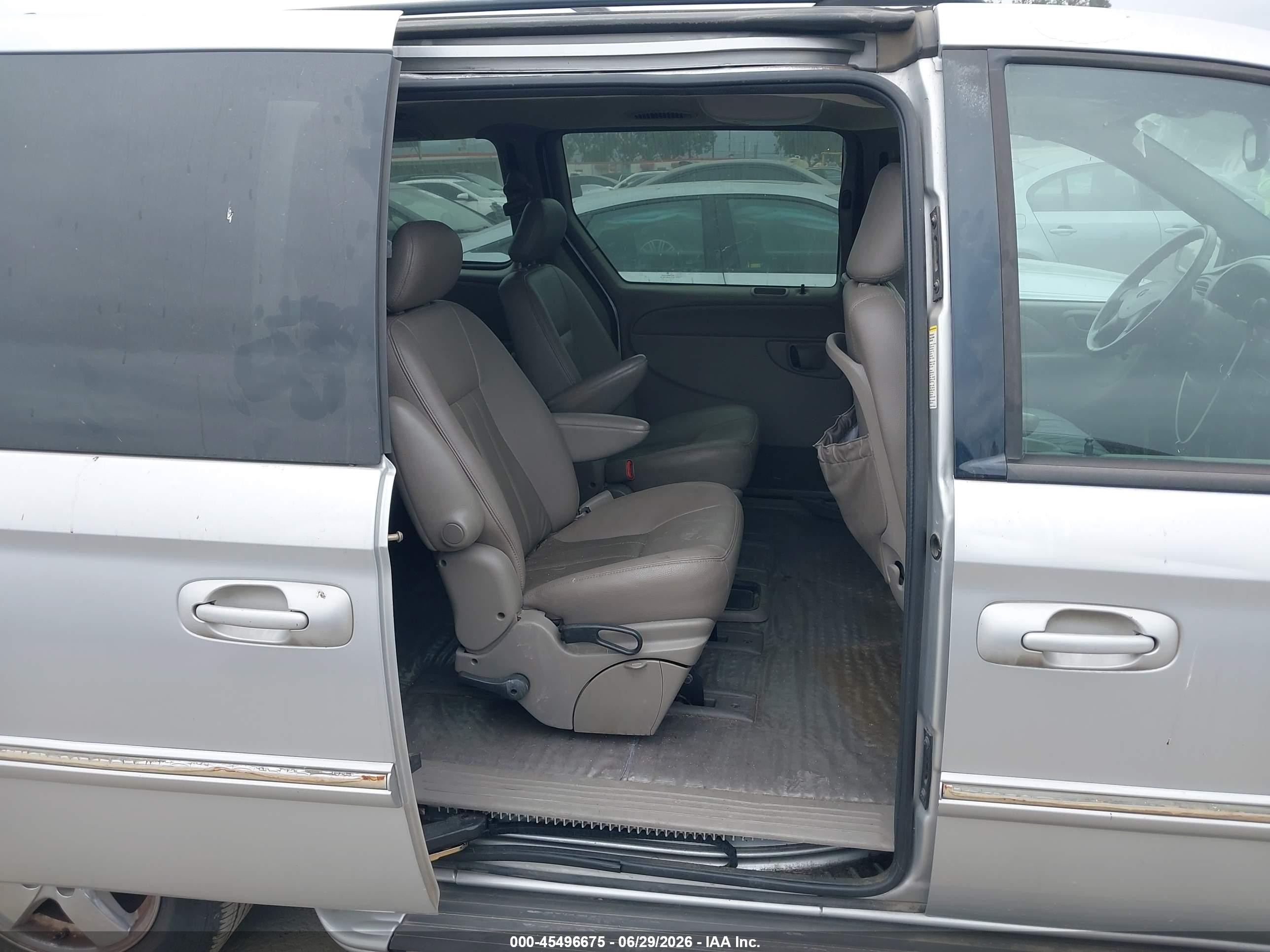2003 Dodge Grand Caravan Es Silver vin: 2D8GP54L73R371261