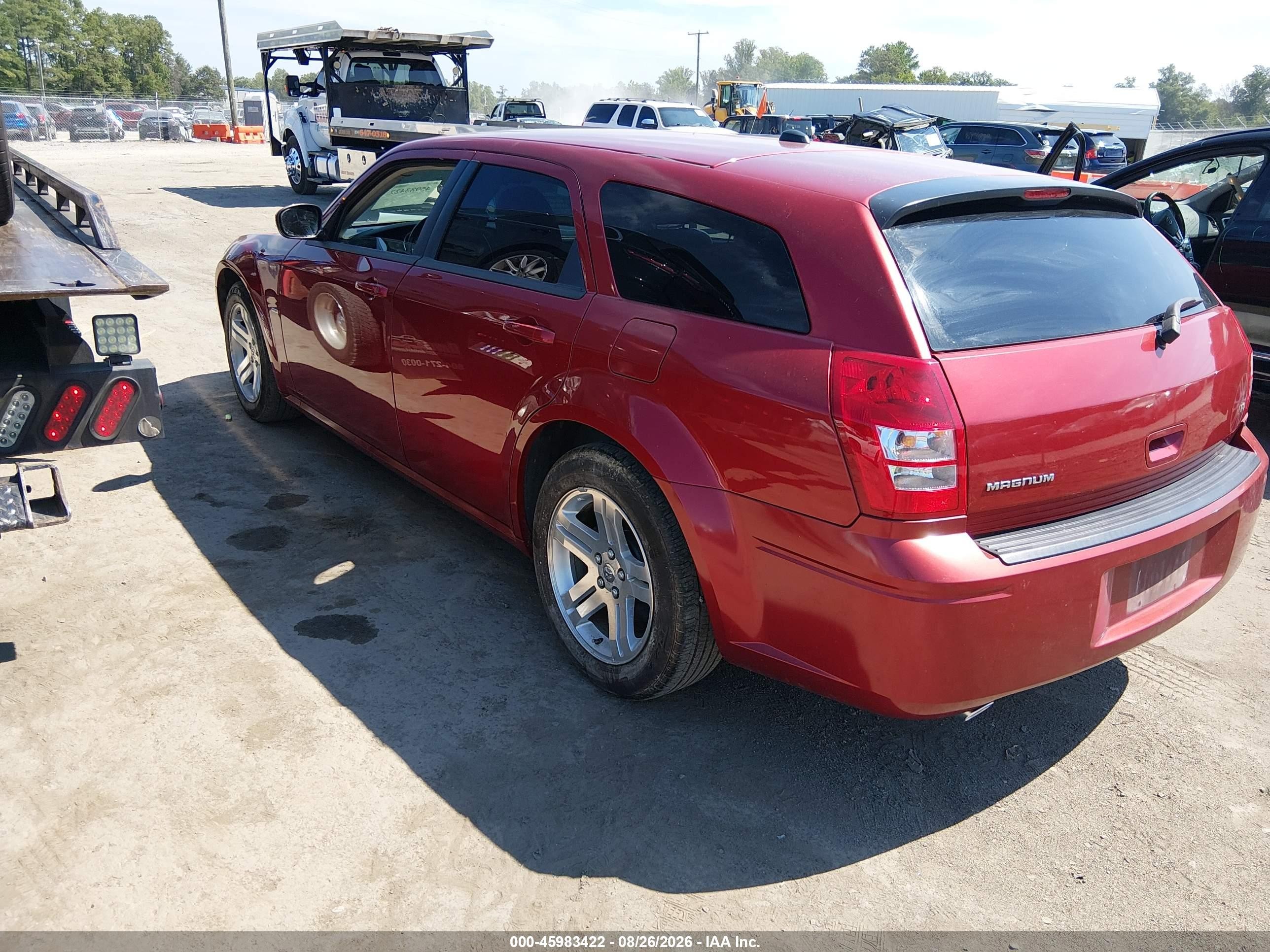 2005 Dodge Magnum Rt Red vin: 2D8GV58215H586876