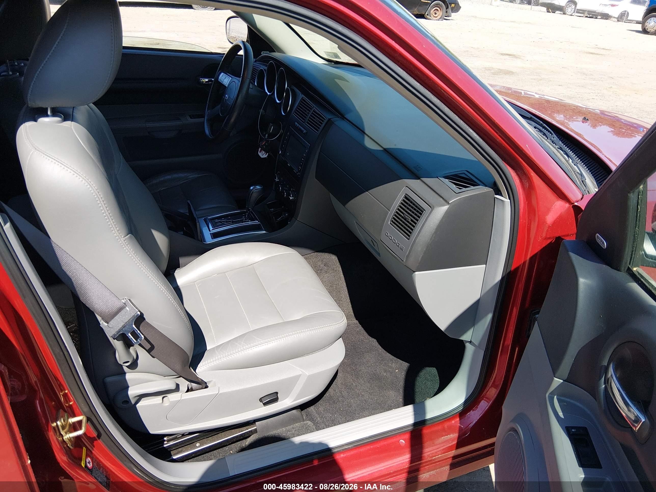 2005 Dodge Magnum Rt Red vin: 2D8GV58215H586876