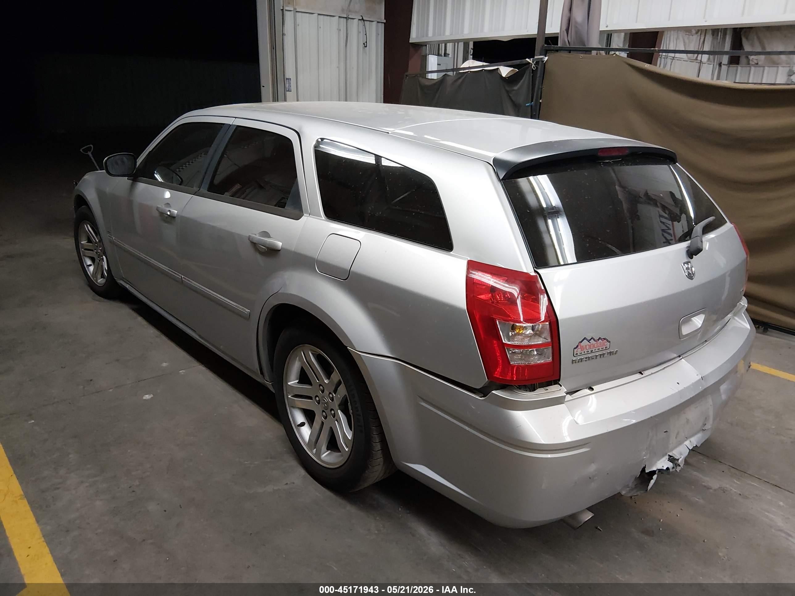 2005 Dodge Magnum Rt Silver vin: 2D8GV58225H654571