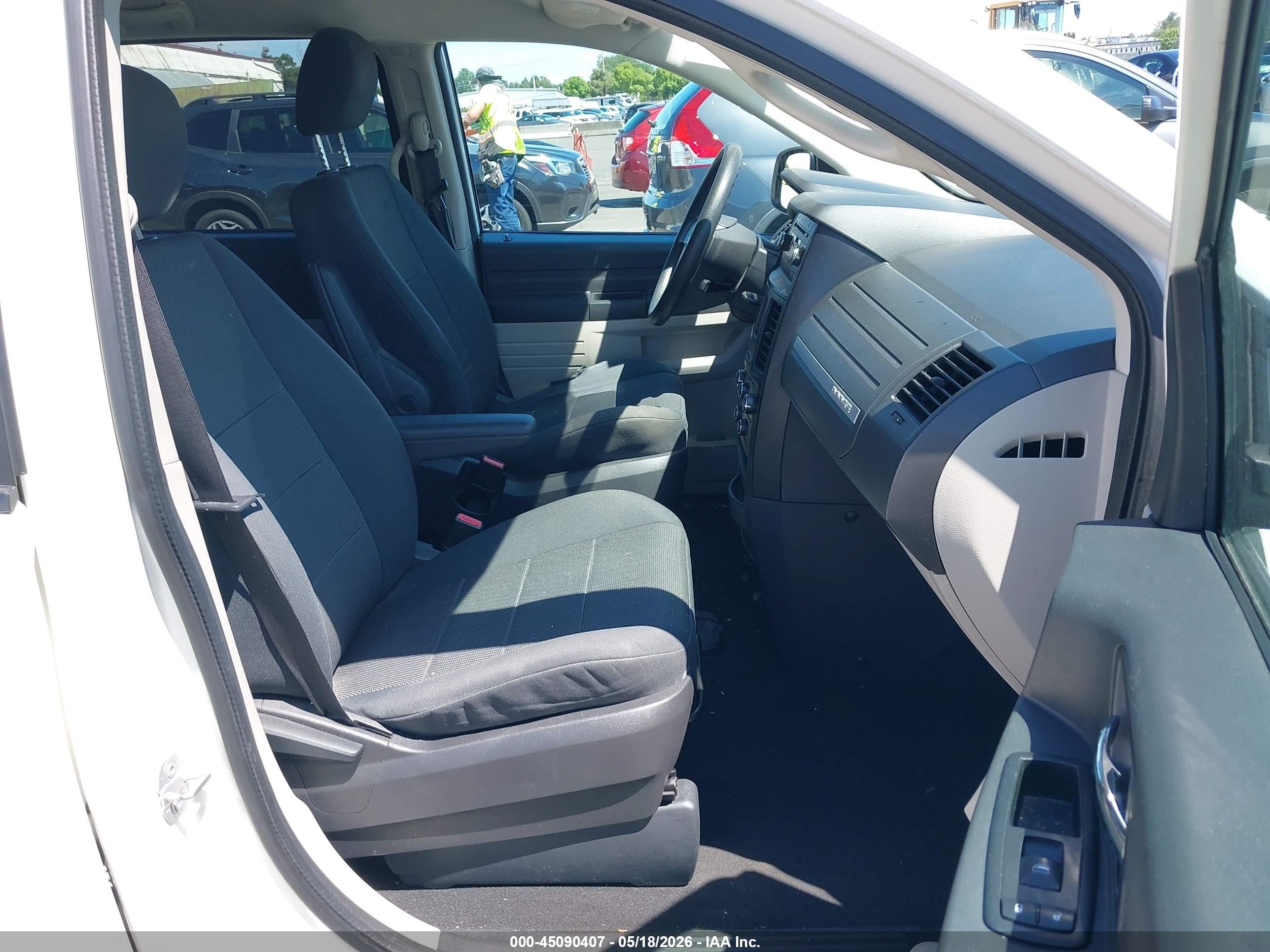 2009 Dodge Grand Caravan Se White vin: 2D8HN44E19R619518