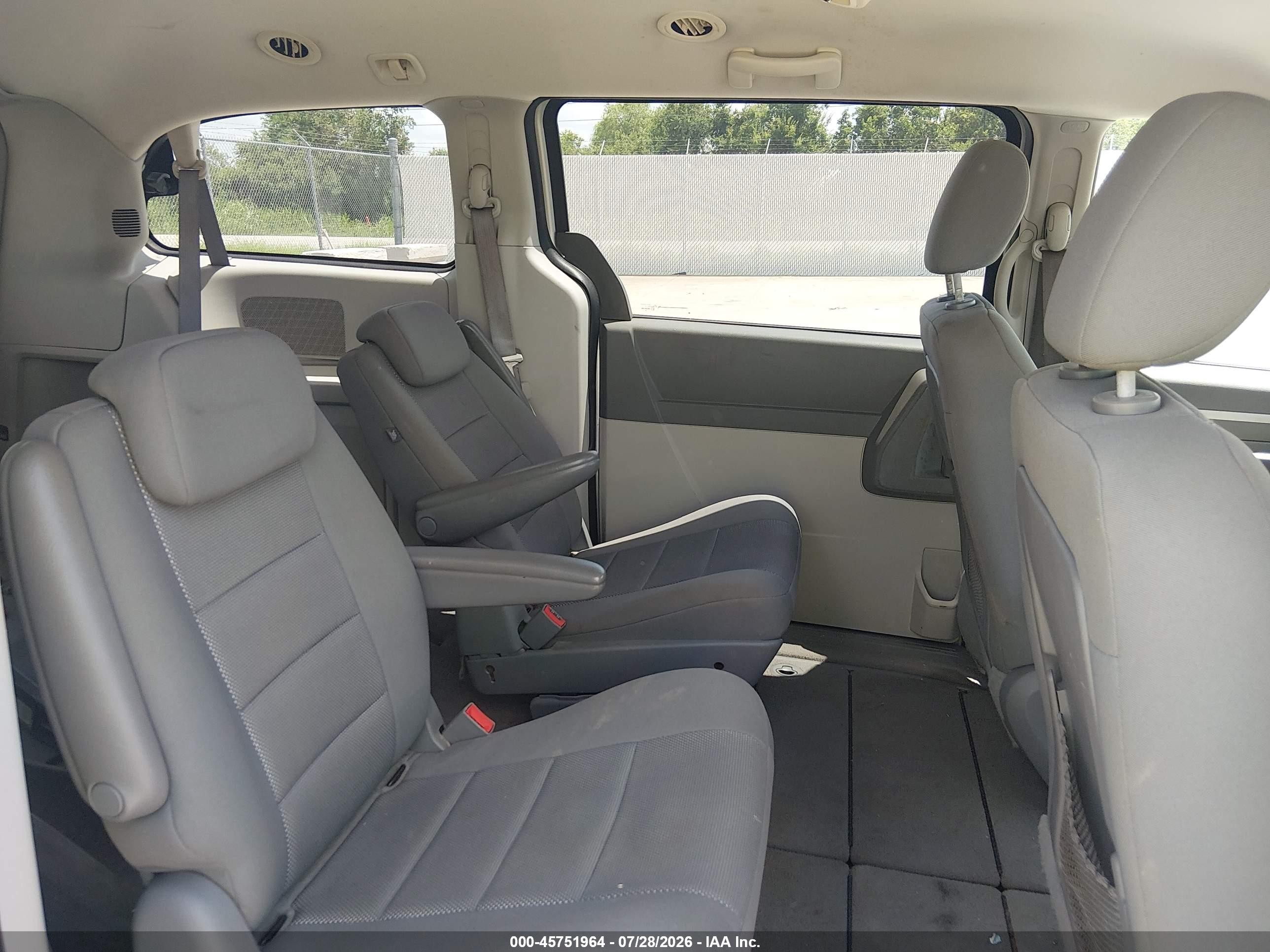 2009 Dodge Grand Caravan Se Silver vin: 2D8HN44E19R641602