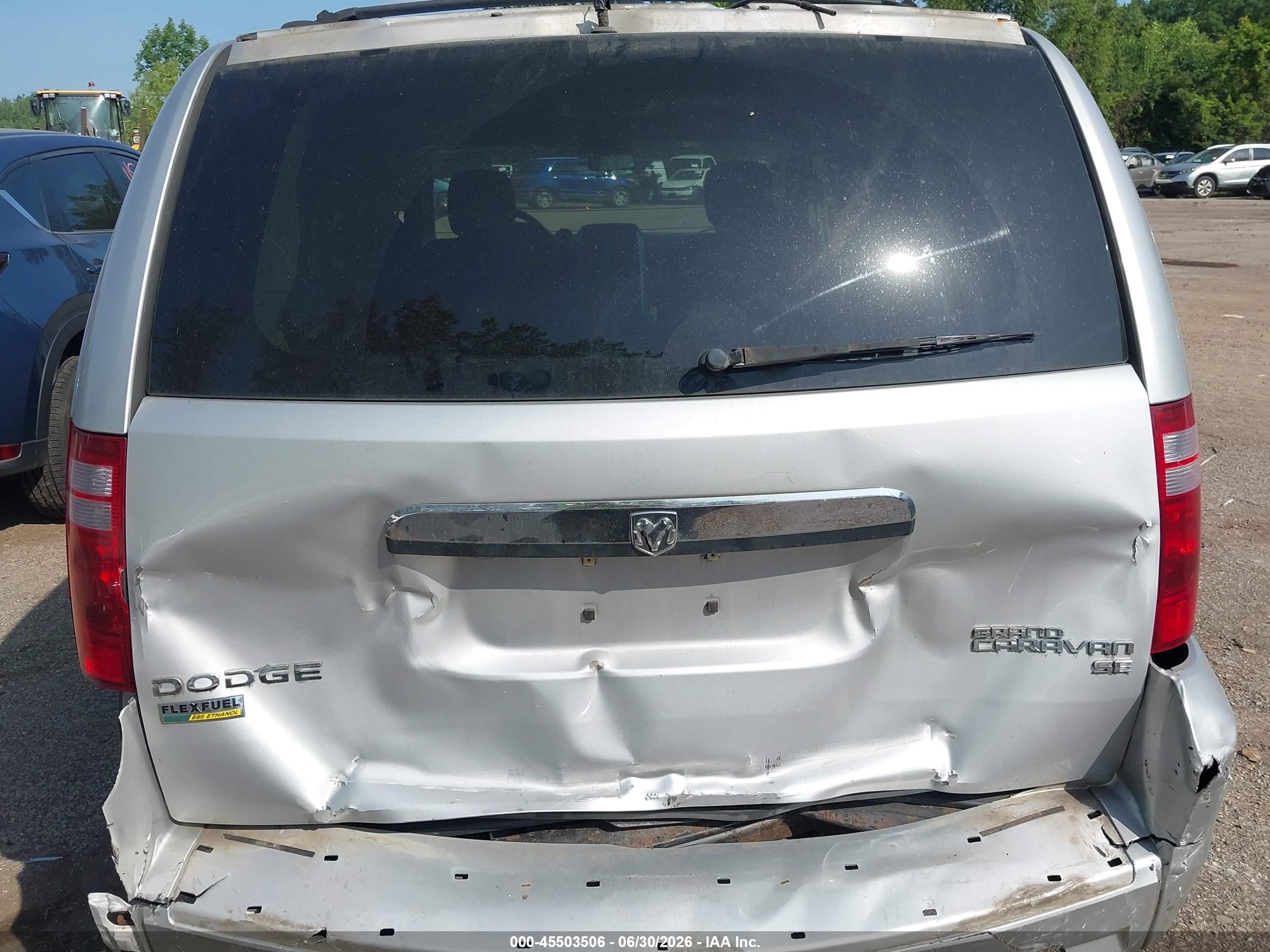2009 Dodge Grand Caravan Se Silver vin: 2D8HN44E29R638515