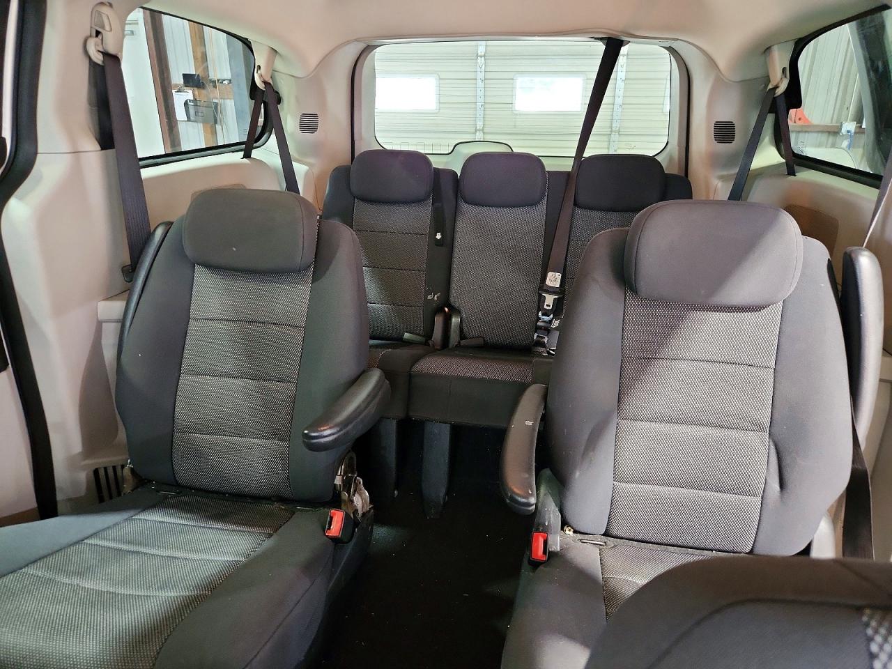 2009 Dodge Grand Caravan Se Silver vin: 2D8HN44E29R658750
